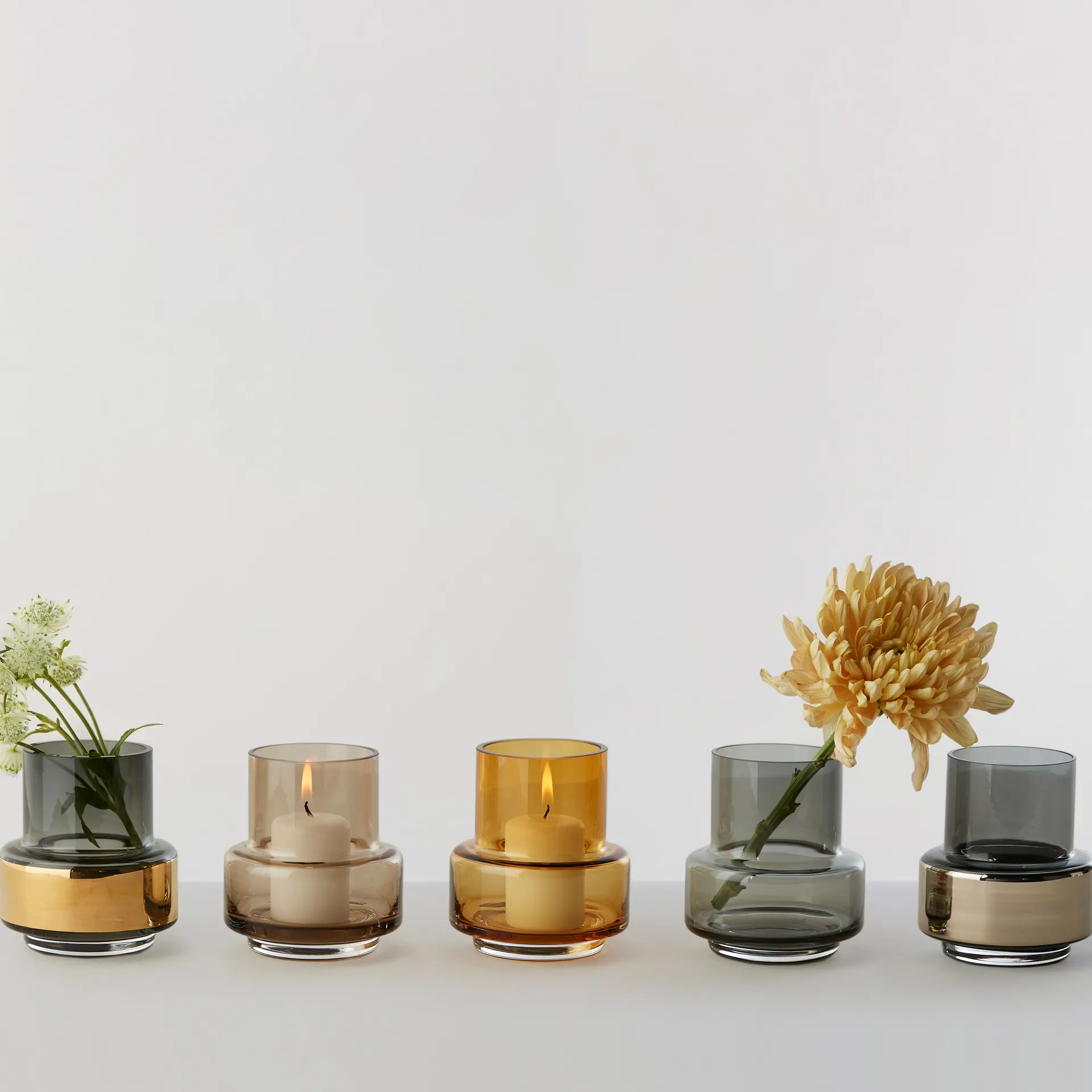 Hurricane smoked tealight no. 25, Platinum Ro Collection