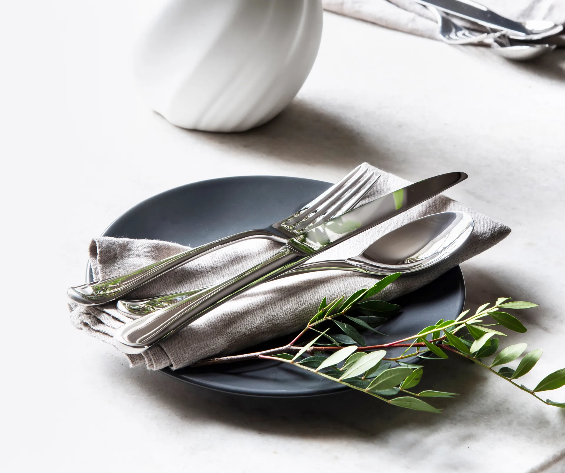 Radford bestickset blank, 42 delar Robert Welch