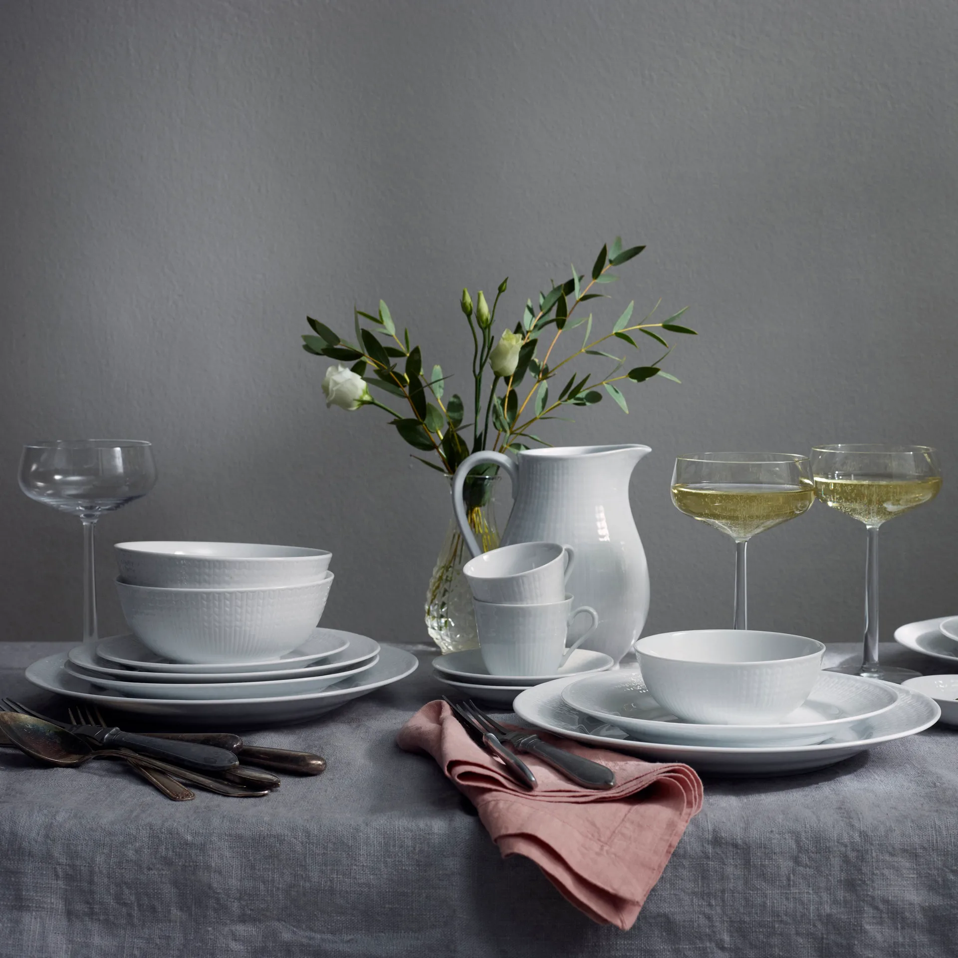 Swedish Grace tallrik Ø21 cm, snö (vit) Rörstrand