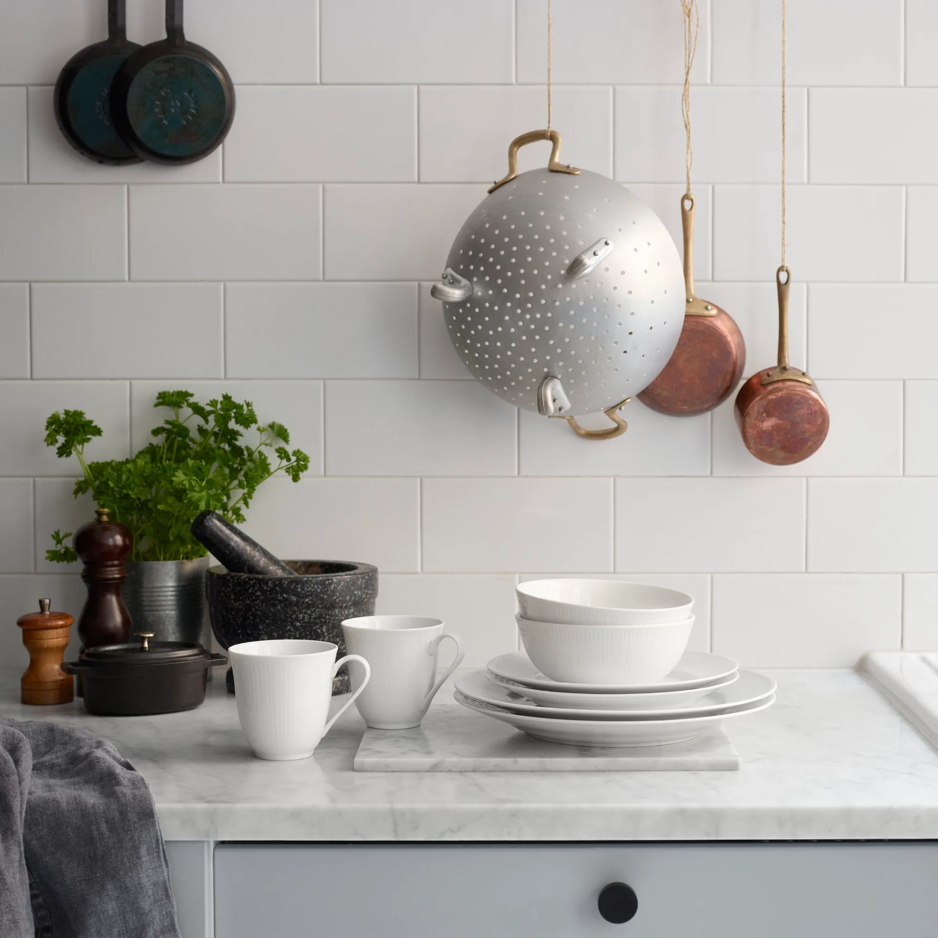 Swedish Grace tallrik Ø21 cm, snö (vit) Rörstrand