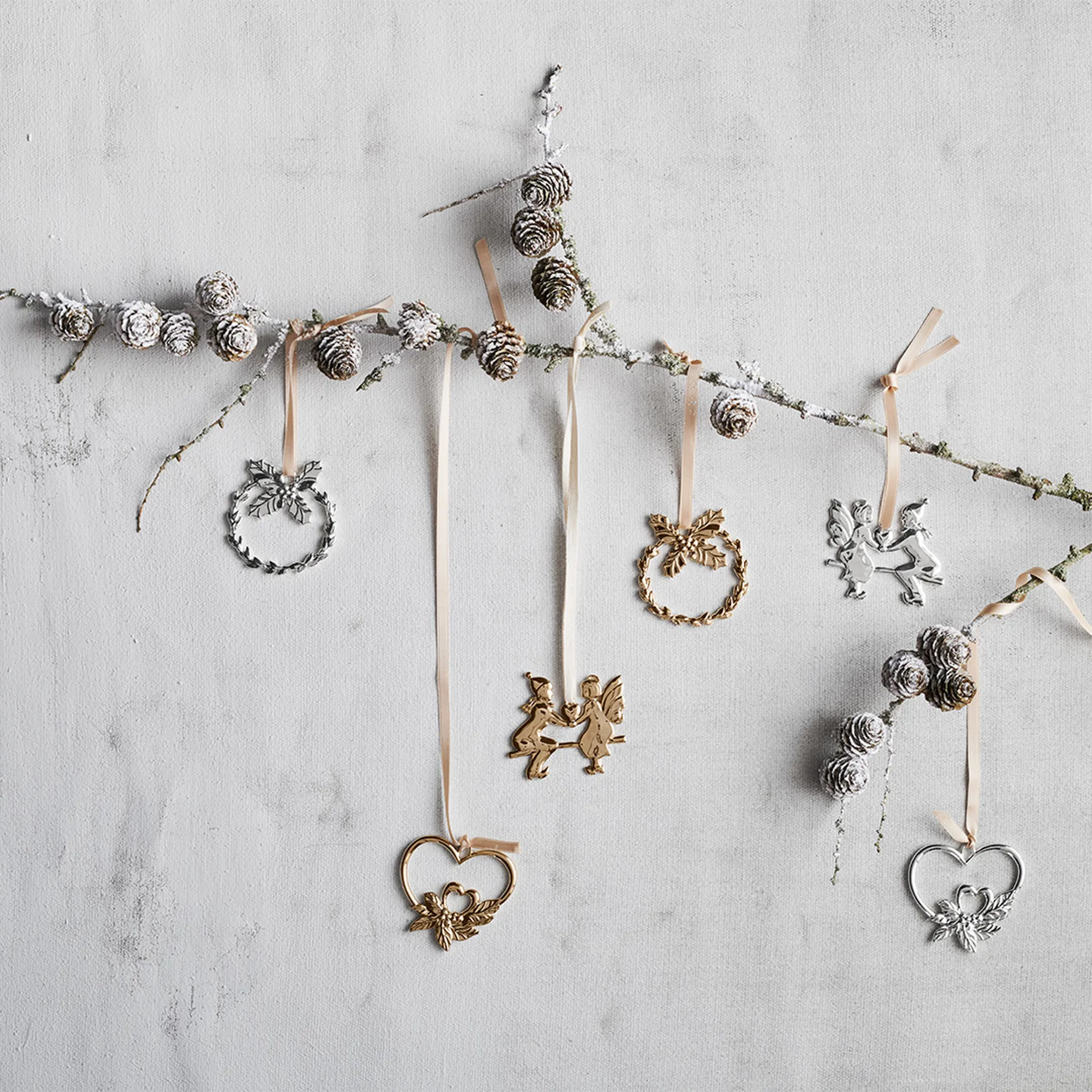 Karen Blixen Holly julhänge, Förgylld Rosendahl