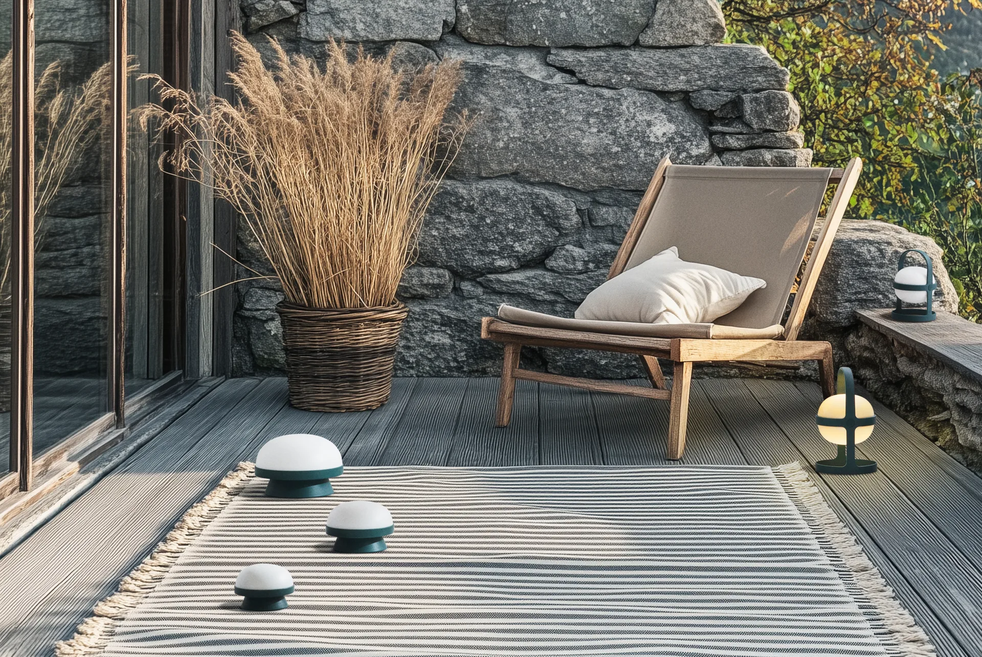 Soft Spot solcellslampa 25 cm, Forest green Rosendahl