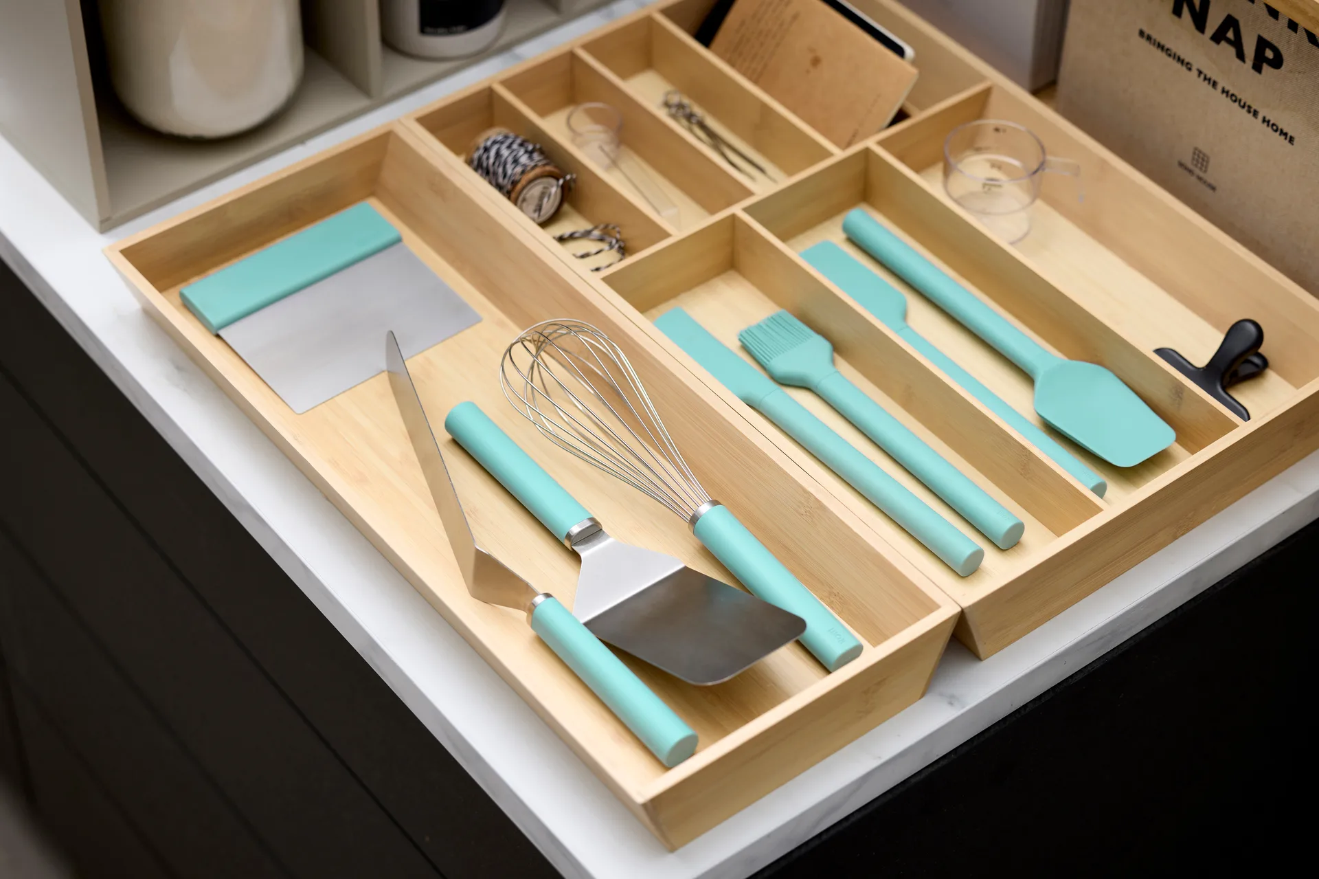 Emma palettkniv smal stål 33 cm, Nordic green Rosti