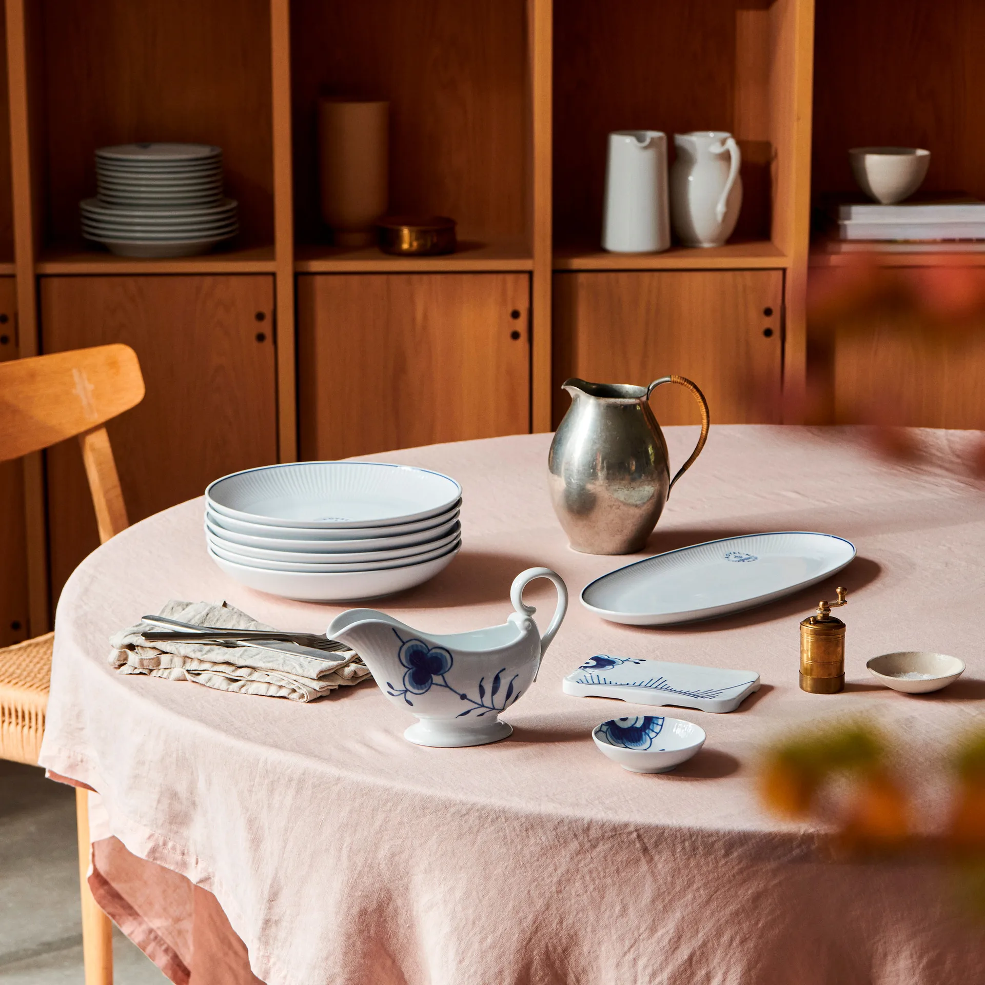 Blue Fluted Mega såssnipa 37 cl, Blå Royal Copenhagen