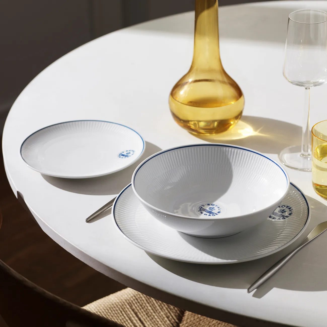 Blueline skål 110 cl, Vit-blå Royal Copenhagen