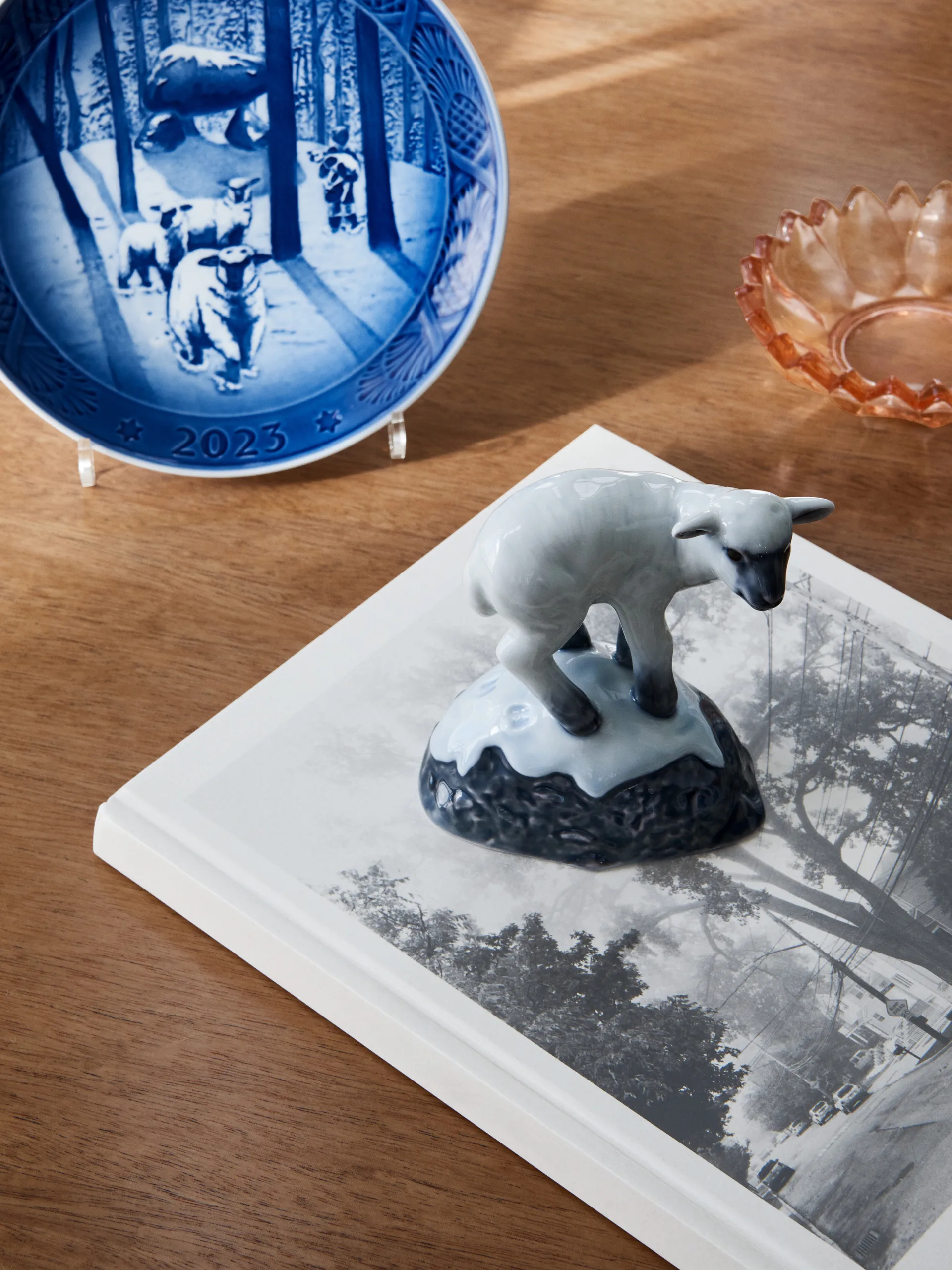 Royal Copenhagen Collectibles årsfigurin 2023, Lamm 11 cm Royal Copenhagen