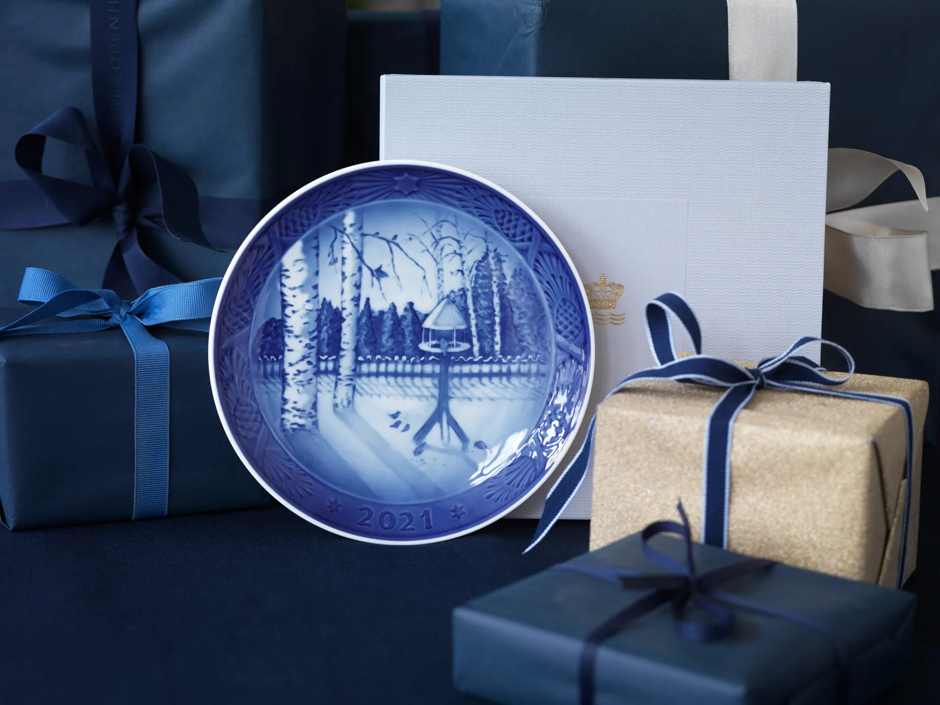 Royal Copenhagen jultallrik 2021, Blå Royal Copenhagen