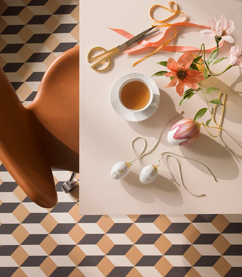 Royal Copenhagen påskägg 2022 6 cm, Poetens påsklilja kronblad Royal Copenhagen