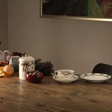 Star Fluted Christmas kopp med fat - 32 cl - lågt handtag - Royal Copenhagen