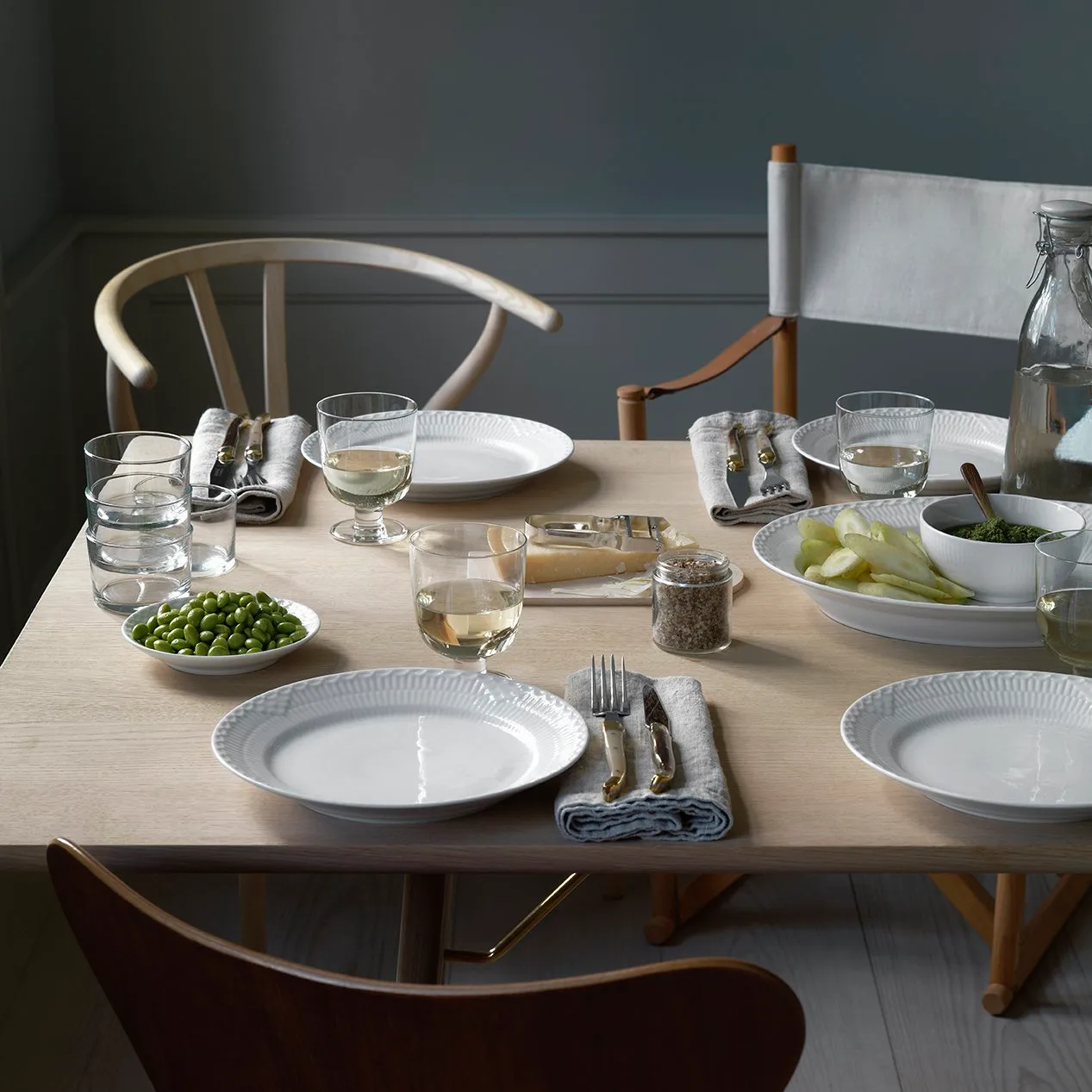 White Fluted Half Lace tallrik, Ø 22 cm Royal Copenhagen