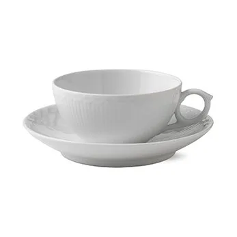 White Fluted Half Lace tekopp med fat - 20 cl - Royal Copenhagen