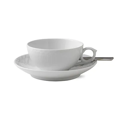 White Fluted Half Lace tekopp med fat, 20 cl Royal Copenhagen