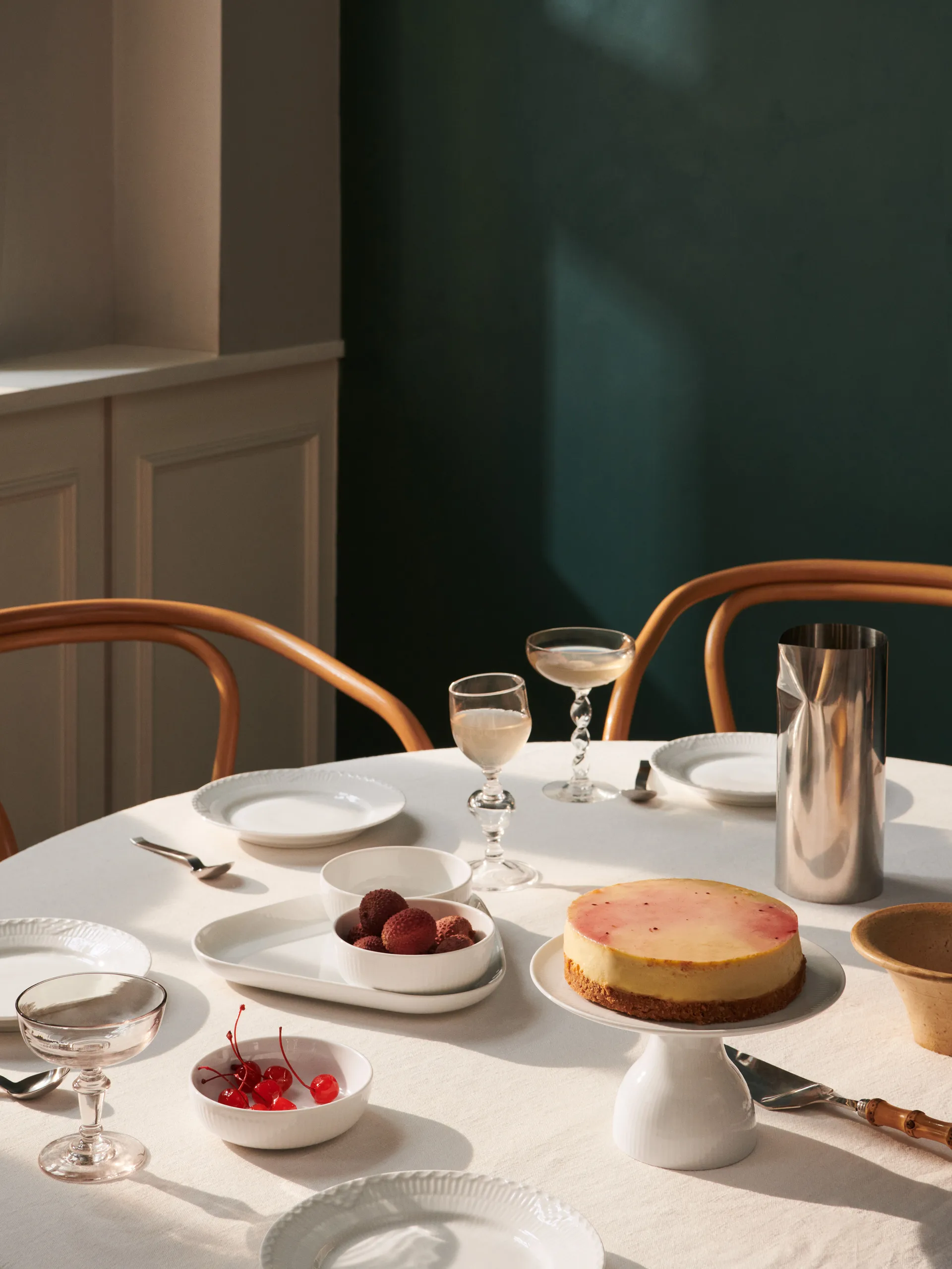 White Fluted serveringsset 4 delar, Vit Royal Copenhagen