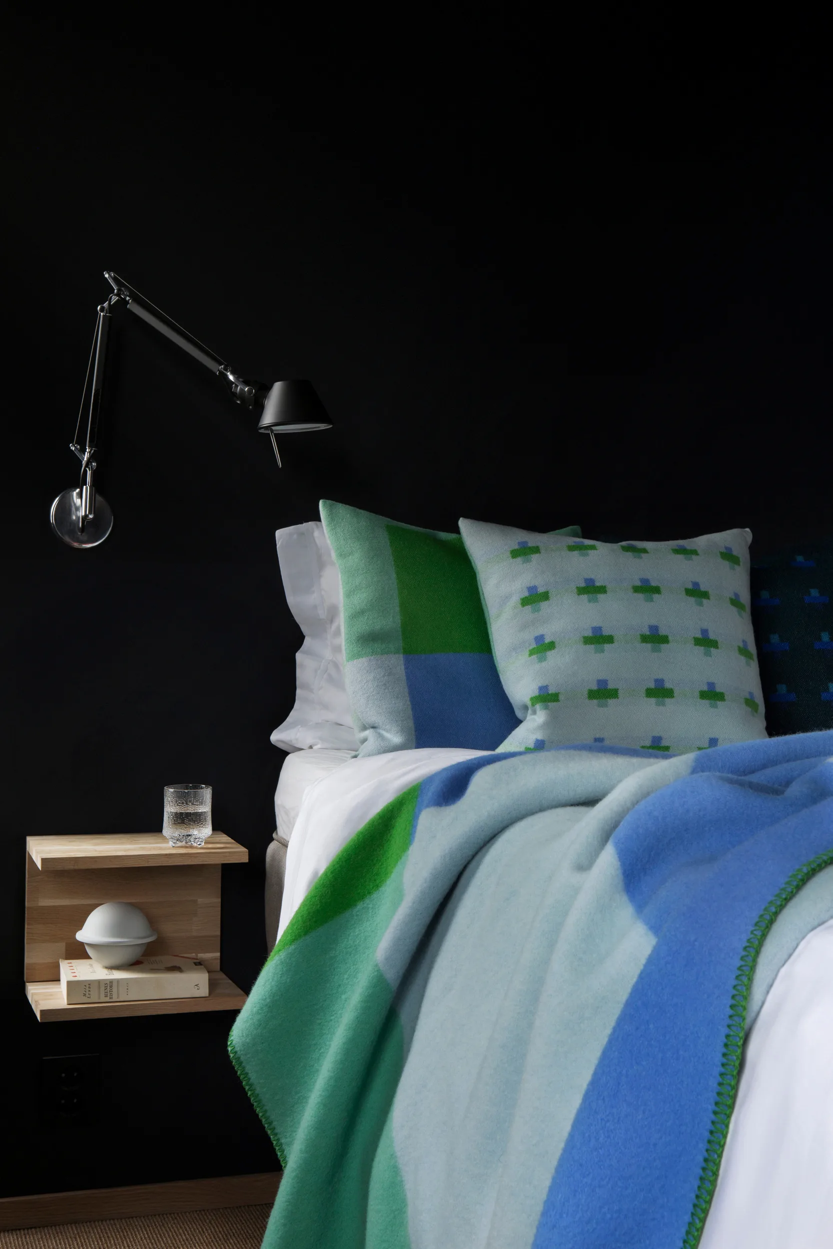 Syndin kudde 50x50 cm, Glacier Røros Tweed