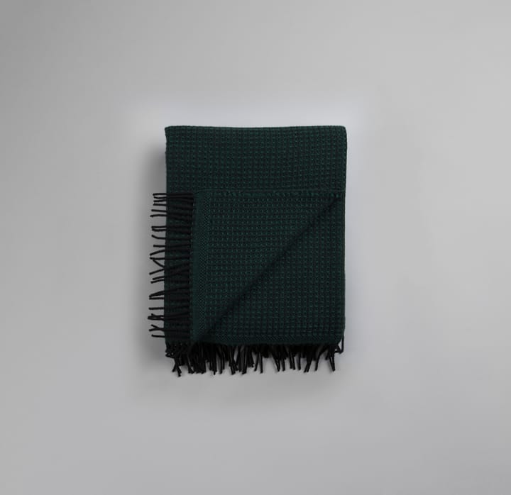 Vega pläd 150x210 cm - Dark green - Røros Tweed