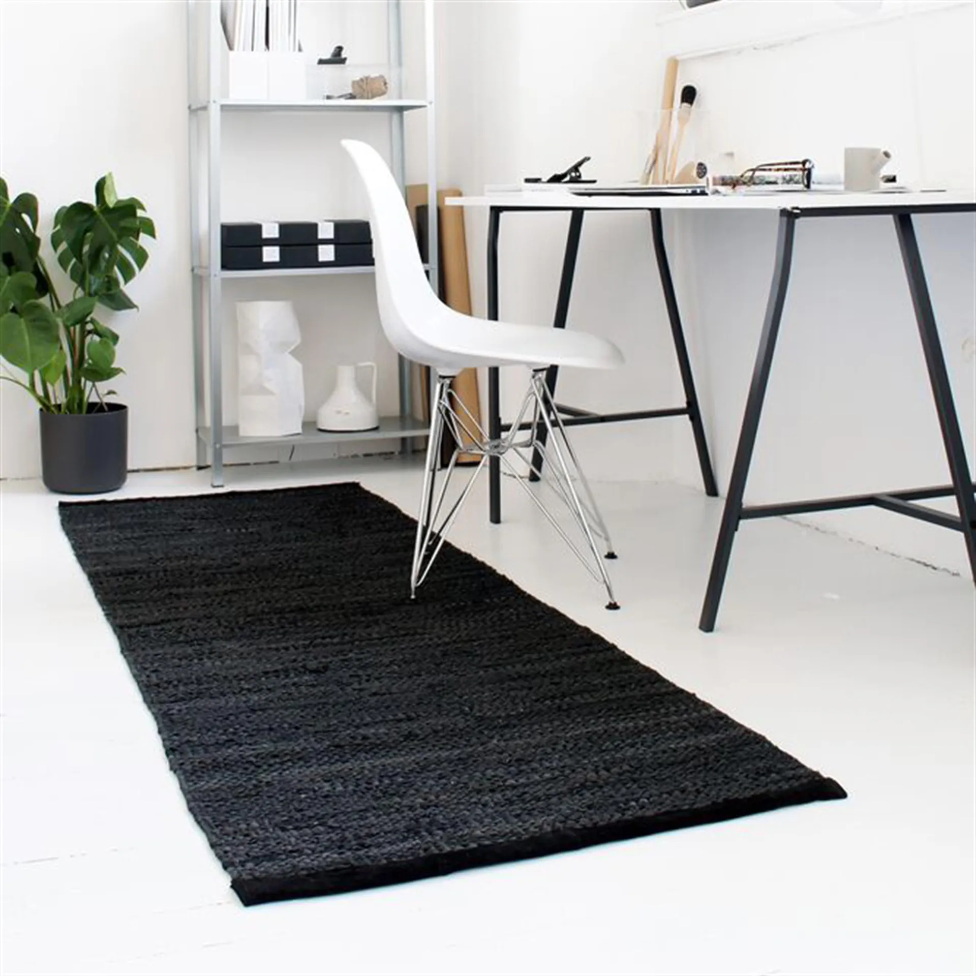 Leather matta 60x90 cm, black (svart) Rug Solid