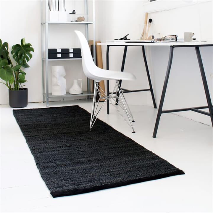 Leather matta 60x90 cm - black (svart) - Rug Solid