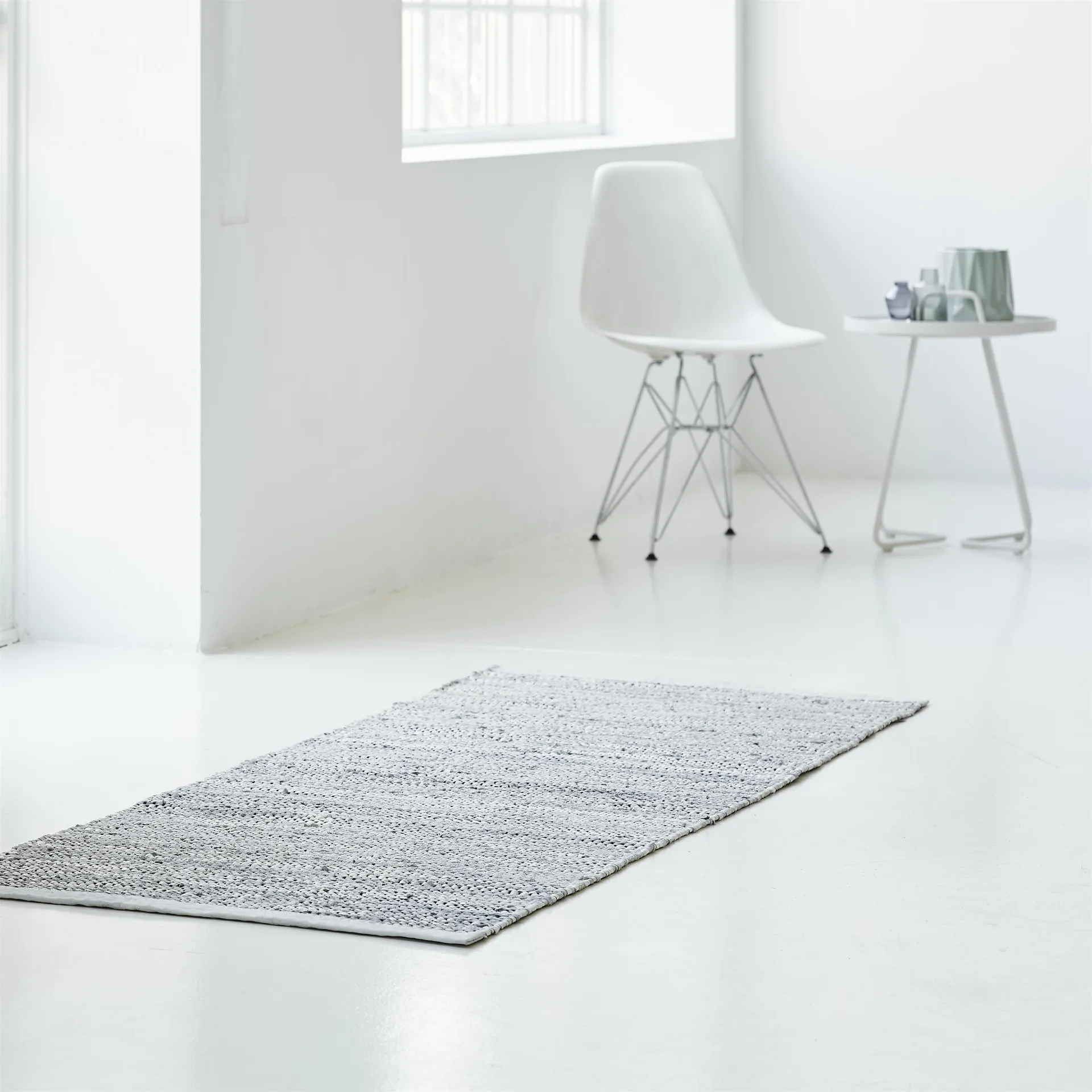 Leather matta 60x90 cm, light grey (ljusgrå) Rug Solid