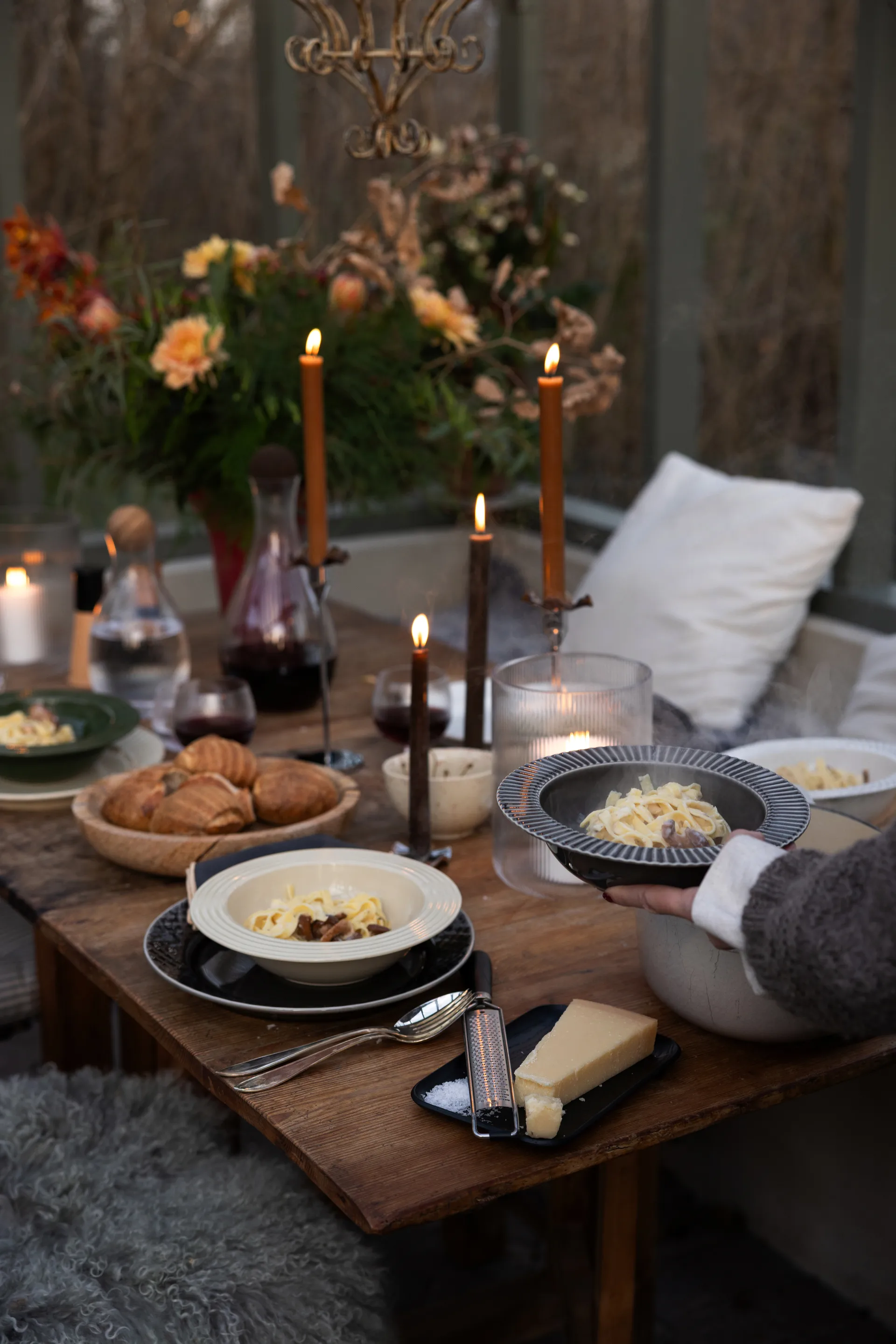 Coffee & More djup tallrik Ø22 cm, Grå Sagaform