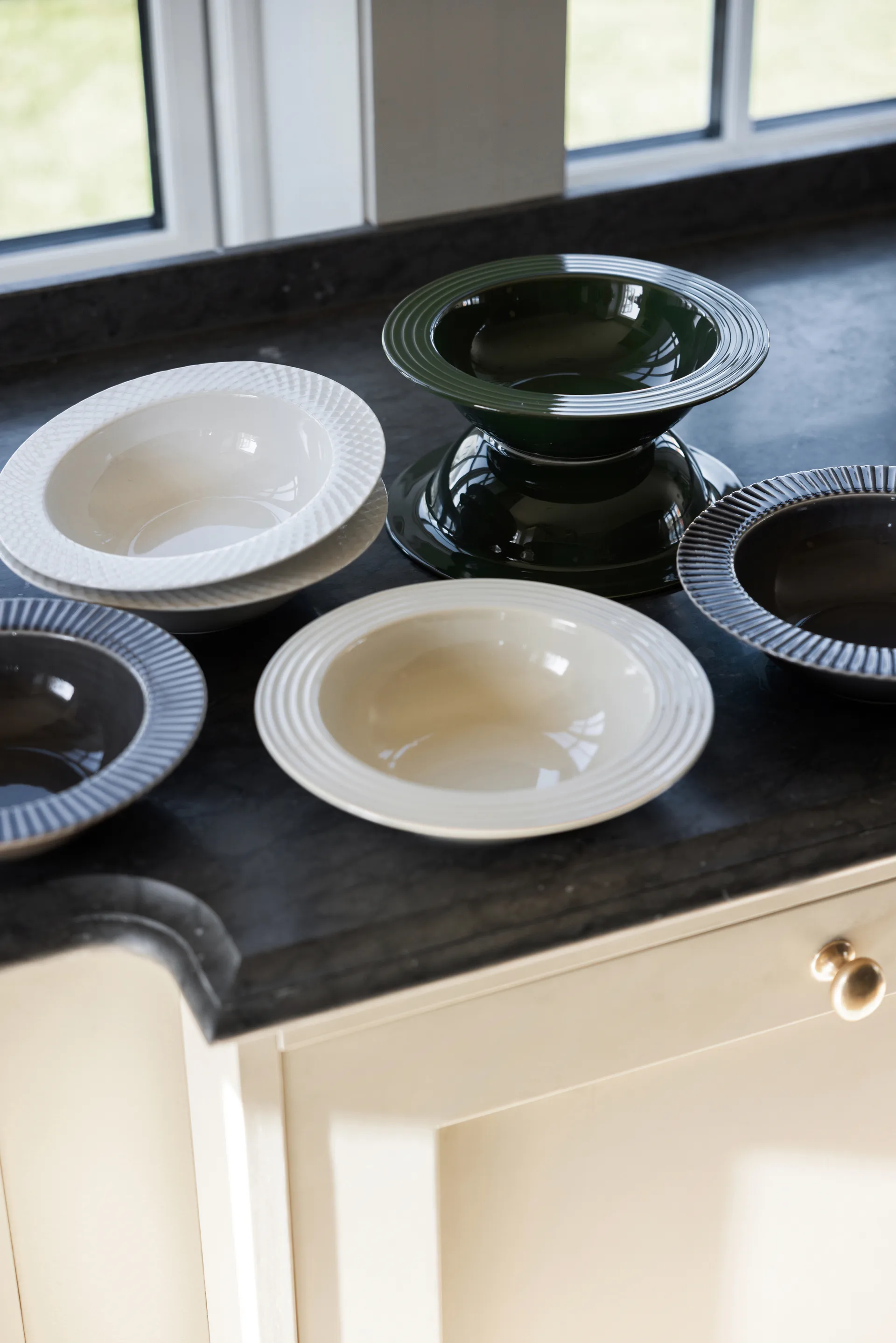 Coffee & More djup tallrik Ø22 cm, Grå Sagaform