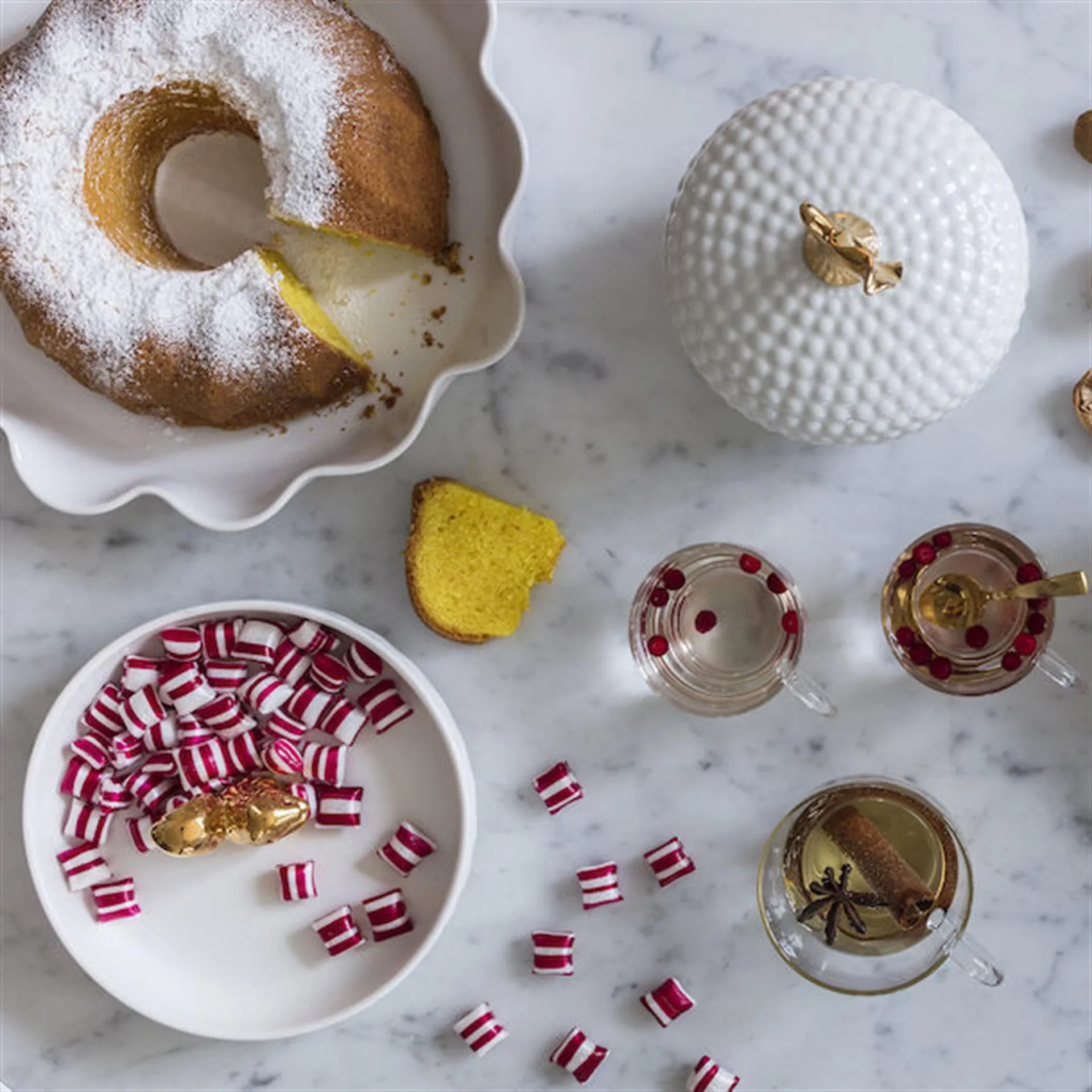 Ekorre serveringsfat, guld Sagaform