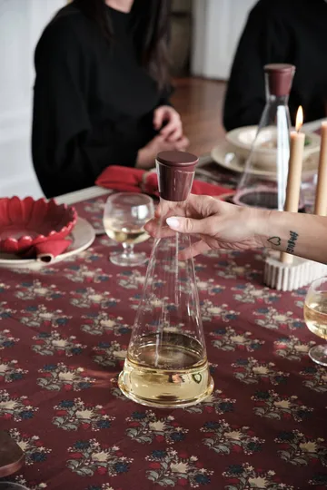 Gurken karaff - Klar-mörkröd, 1,2 L - Sagaform
