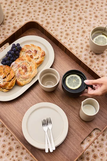 Inka uppläggningsfat - Beige-warm grey - Sagaform