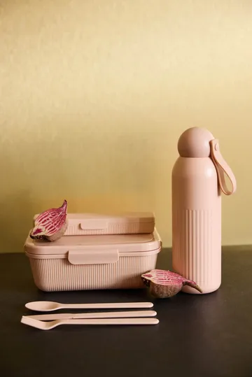 Tina bestickset - Rosa Pantone 489C - Sagaform