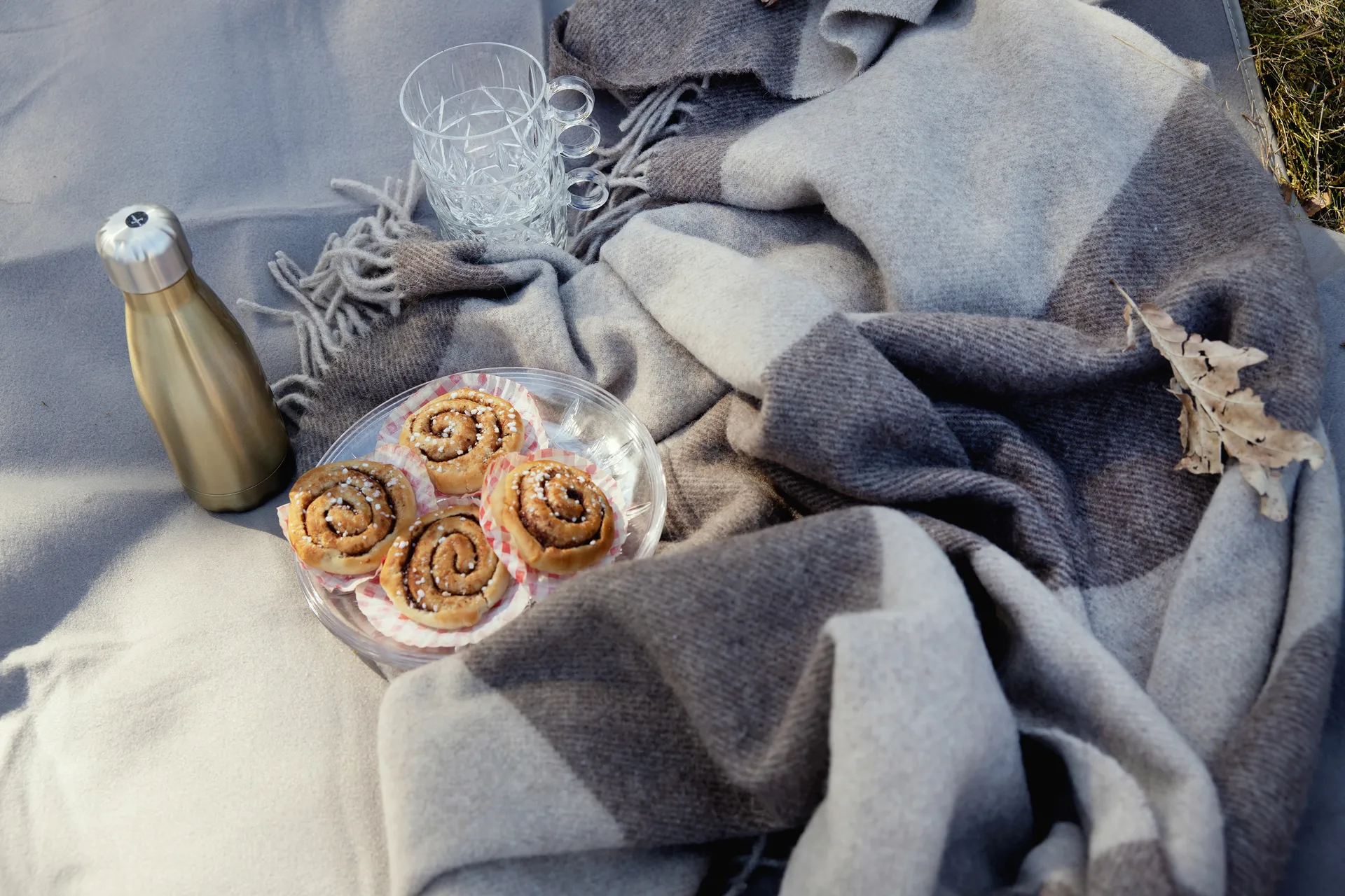 To Go stålflaska 26 cl, Guld Sagaform