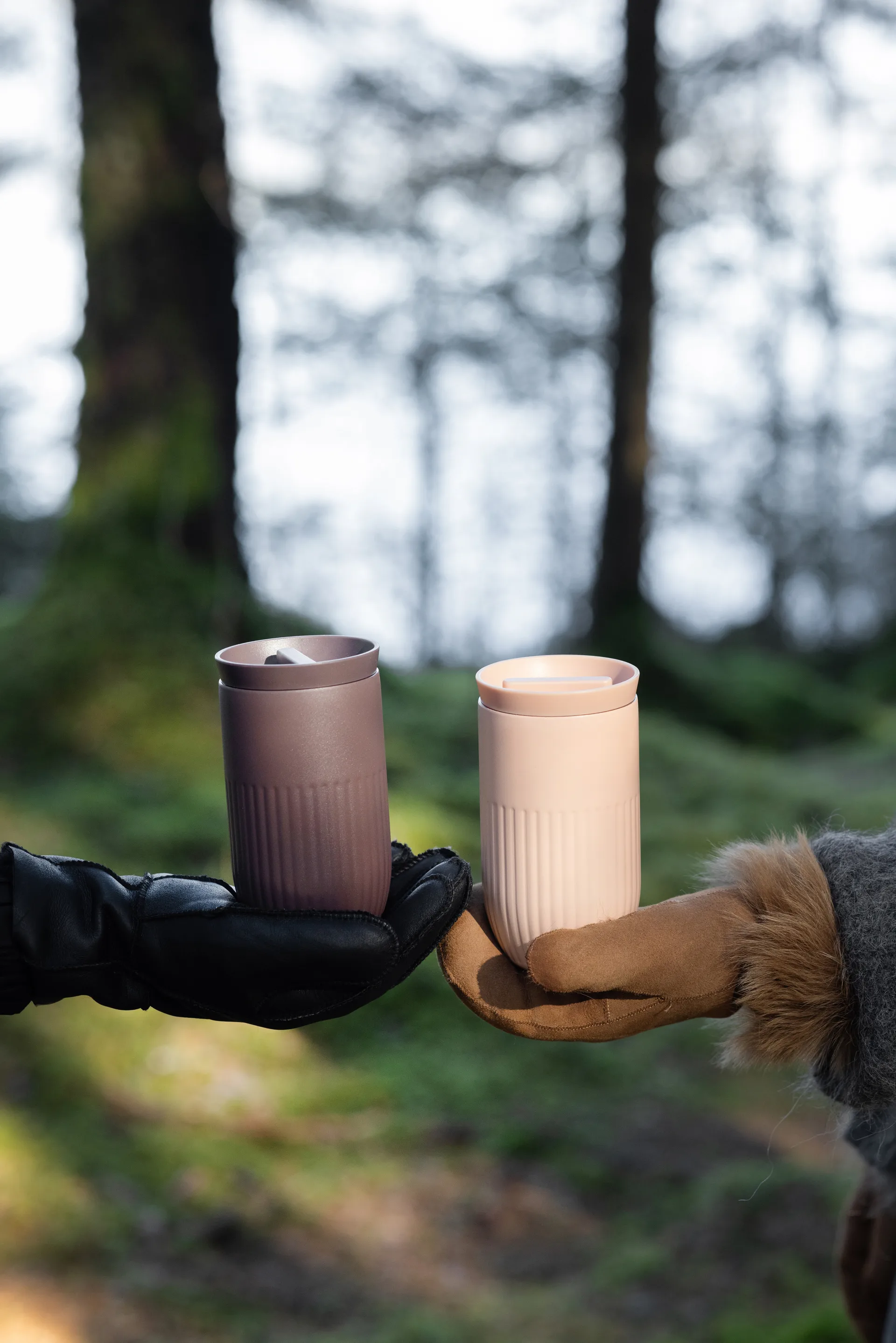 Tova bilmugg termosmugg 32 cl, Brun Pantone Sagaform