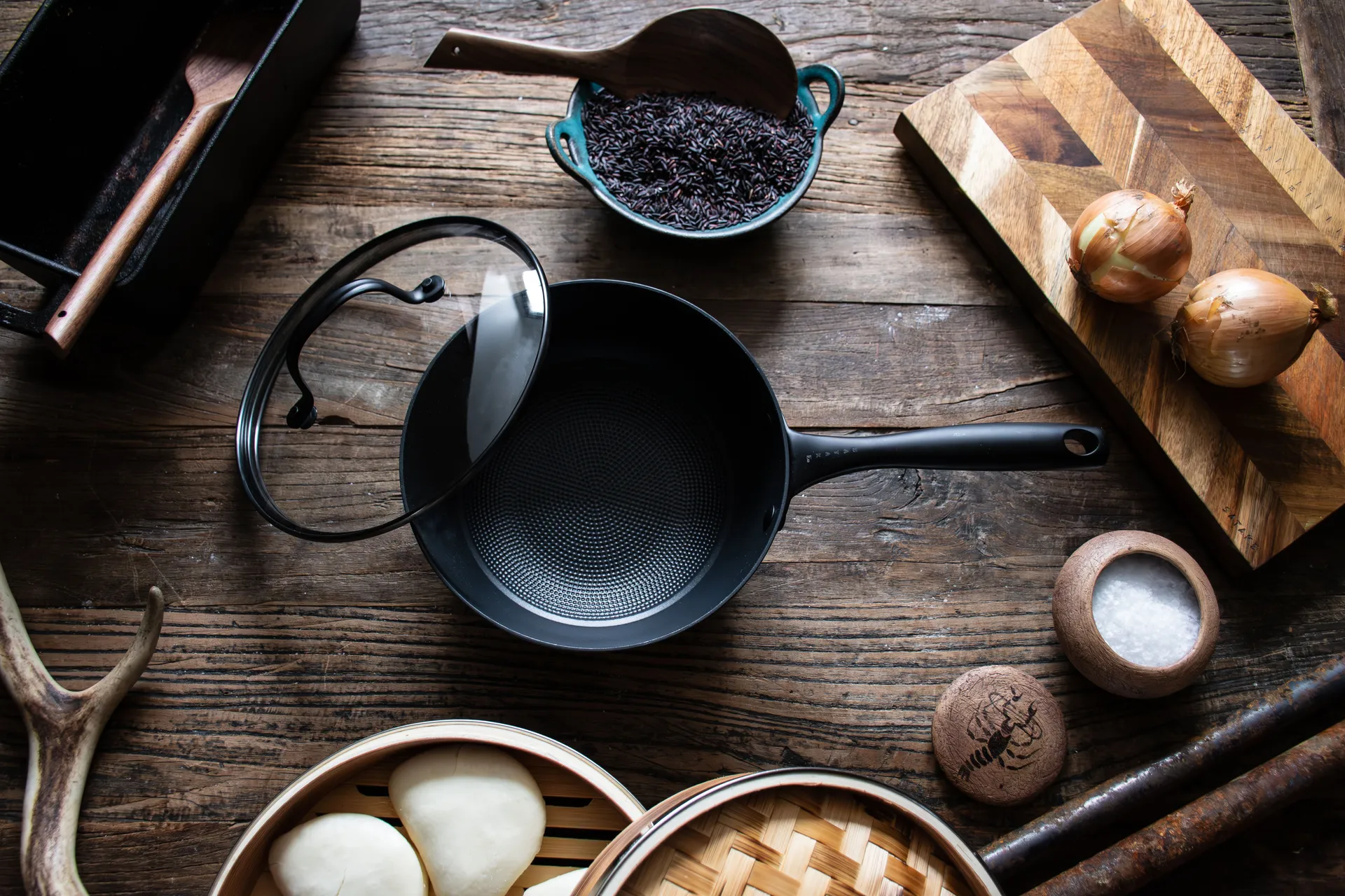 Satake kastrull sautés lättviktsgjutjärn, 20 cm Satake