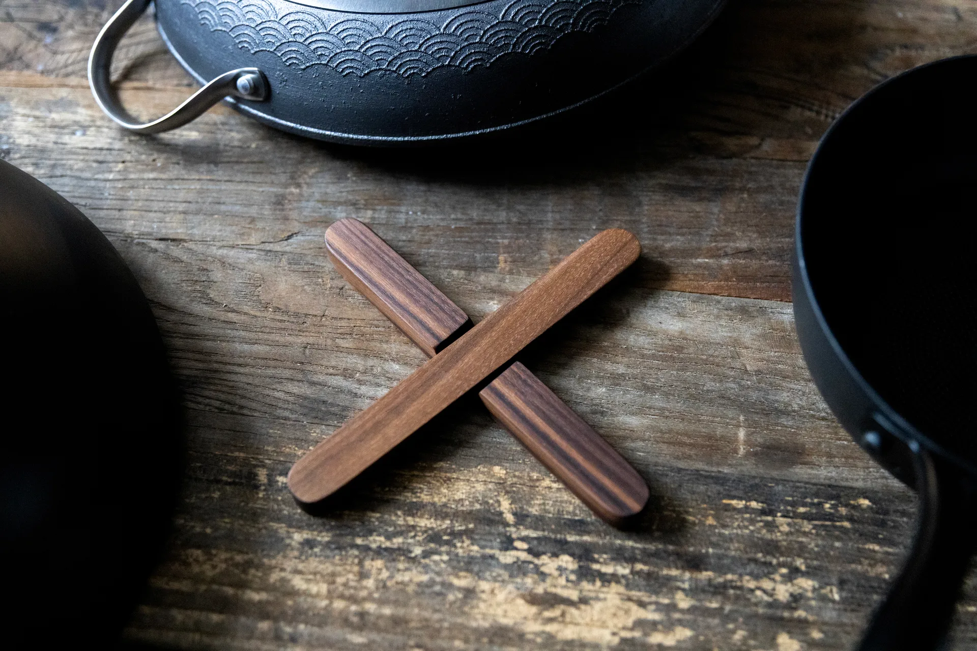 Satake magnetiskt grytunderlägg, Valnöt Satake