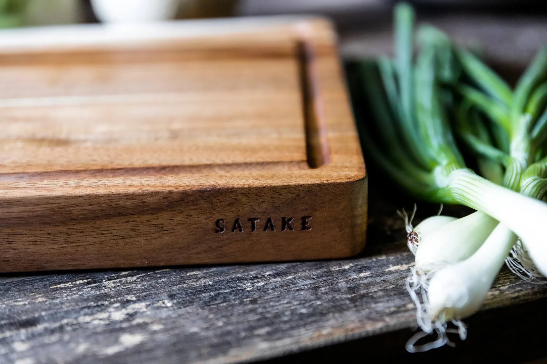 Satake skärbräda, Akacia, oljad, 43,2x27,9x3,8 cm Satake