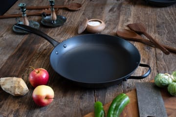 Satake stekpanna i lättviktsgjutjärn keramisk - 32 cm - Satake