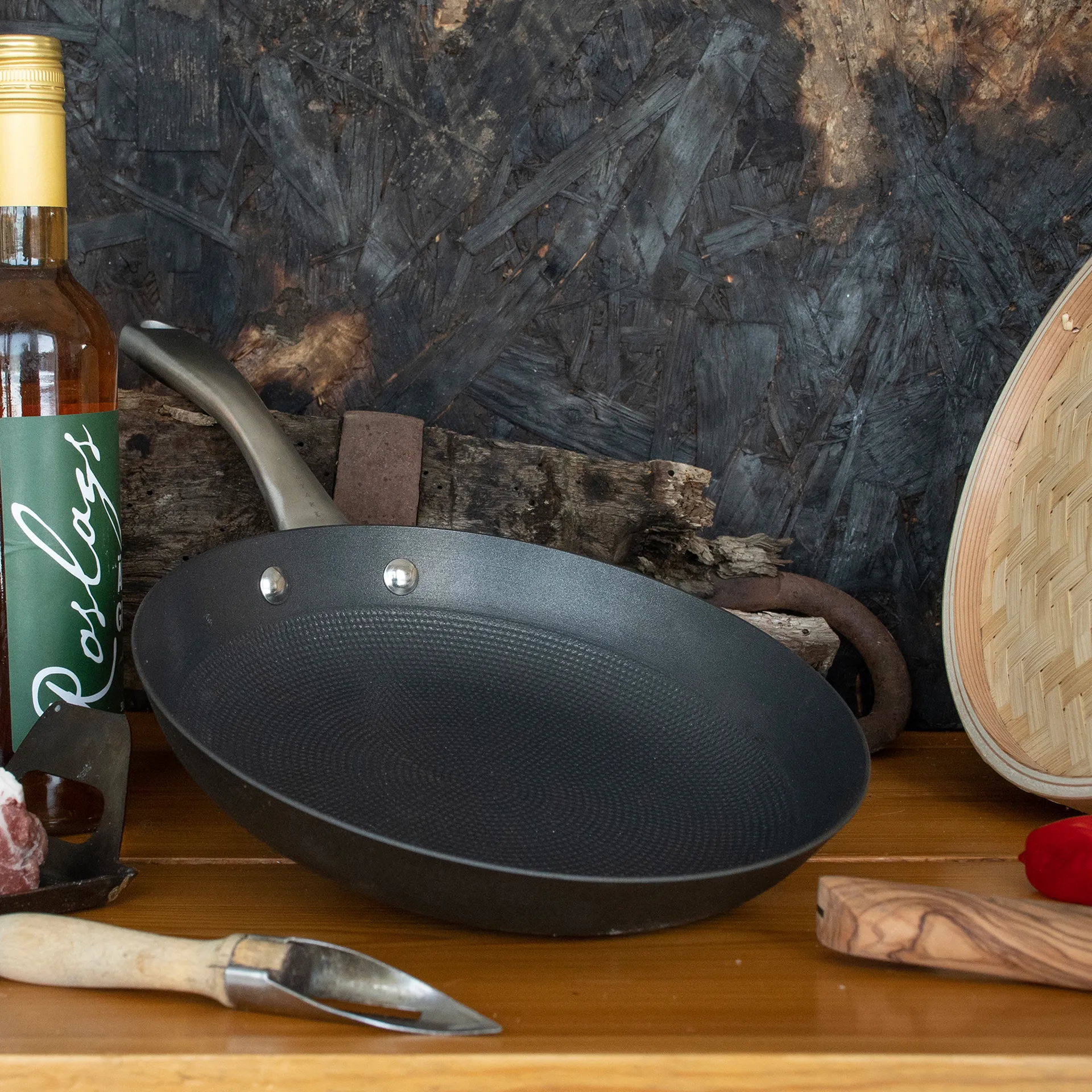 Satake stekpanna i lättviktsgjutjärn non stick, 24 cm Satake