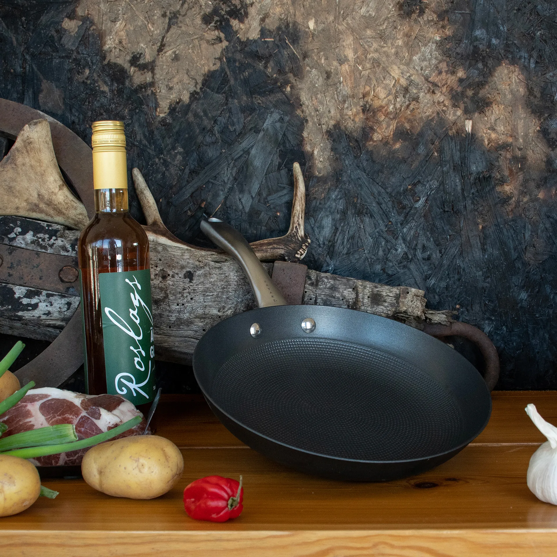 Satake stekpanna i lättviktsgjutjärn non stick, 26 cm Satake