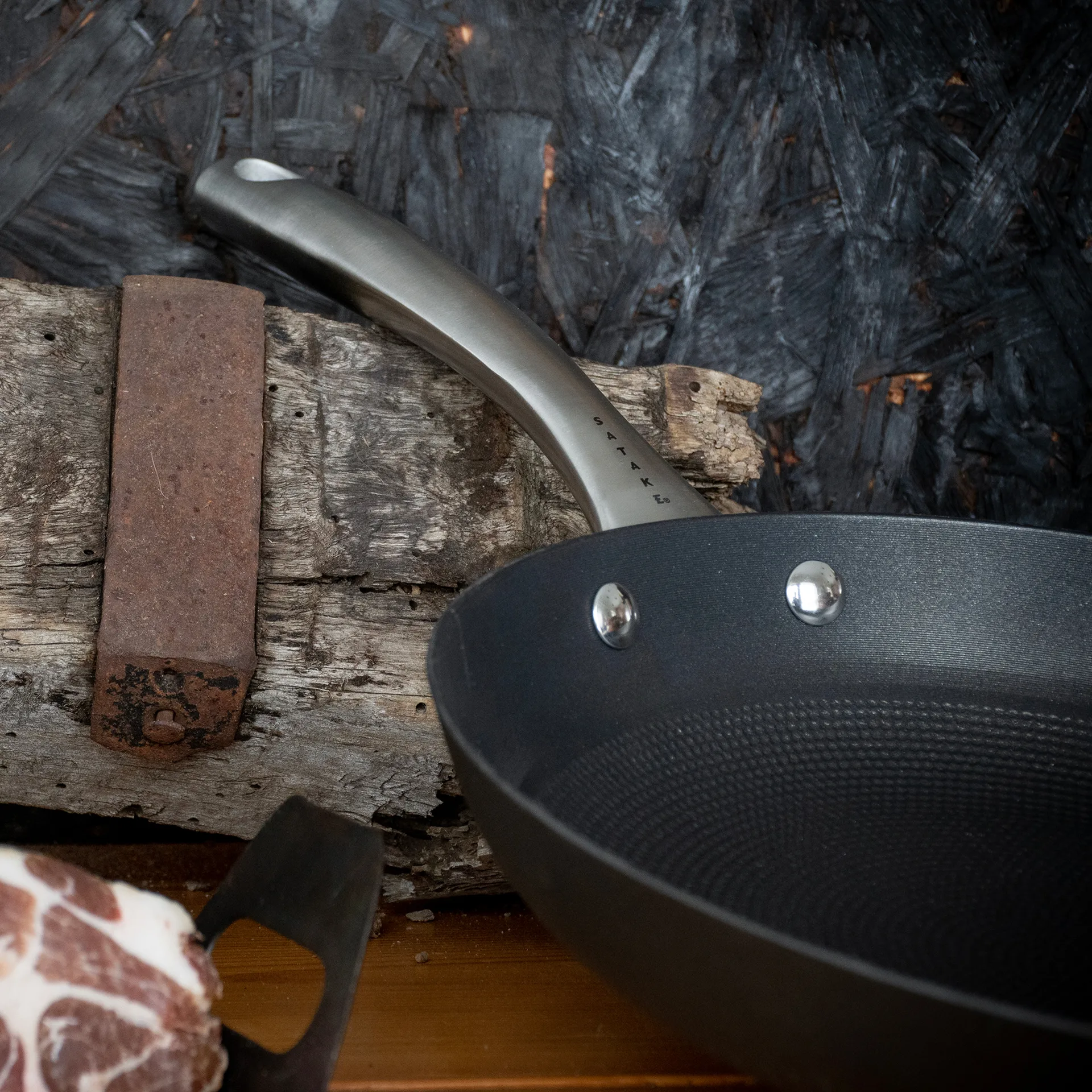 Satake stekpanna i lättviktsgjutjärn non stick, 26 cm Satake