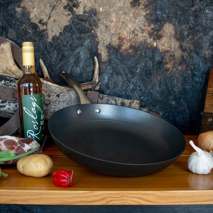 Satake stekpanna i lättviktsgjutjärn non stick - 30 cm - Satake