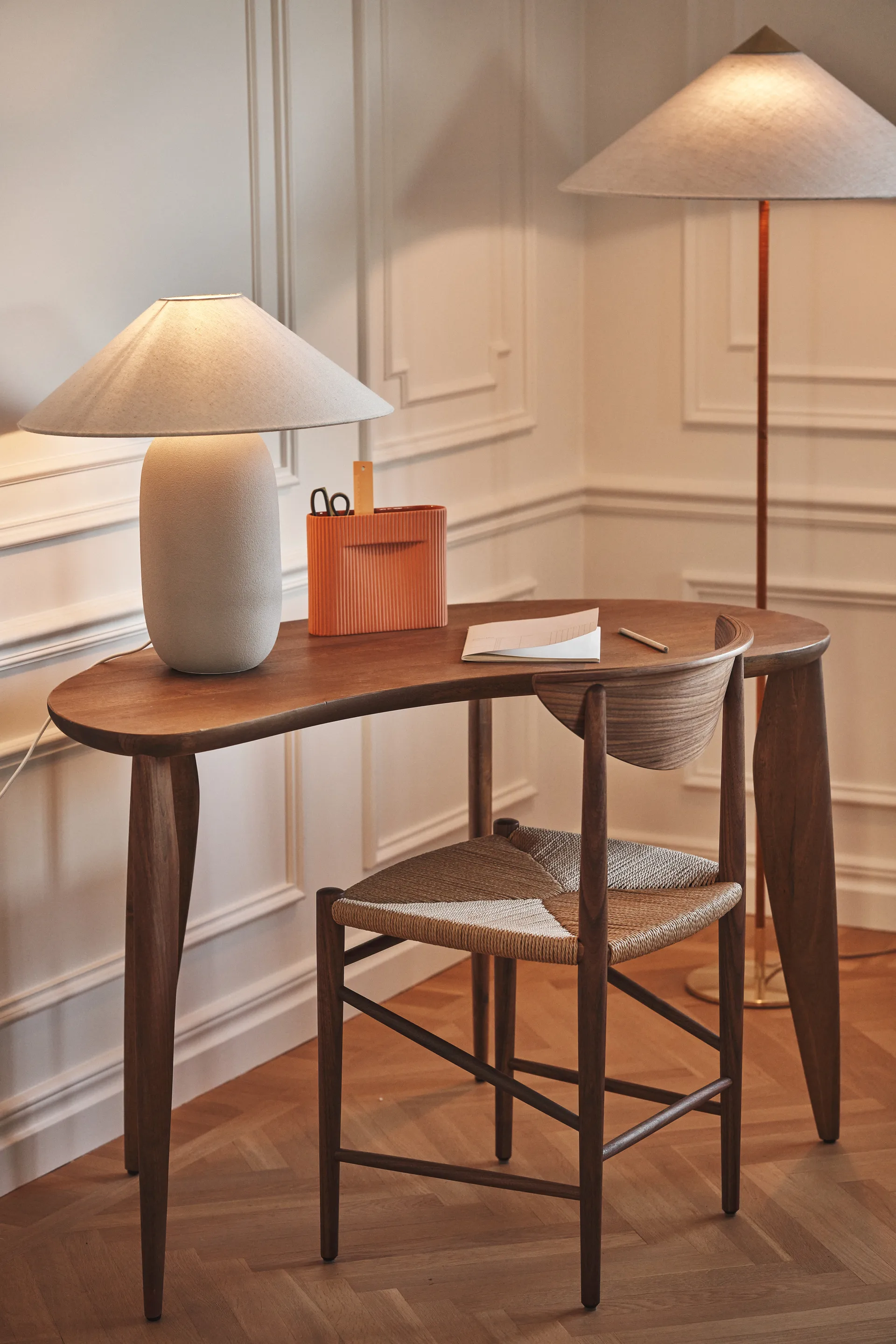 Boulder bordslampa 48 cm beige-nature,  Scandi Living