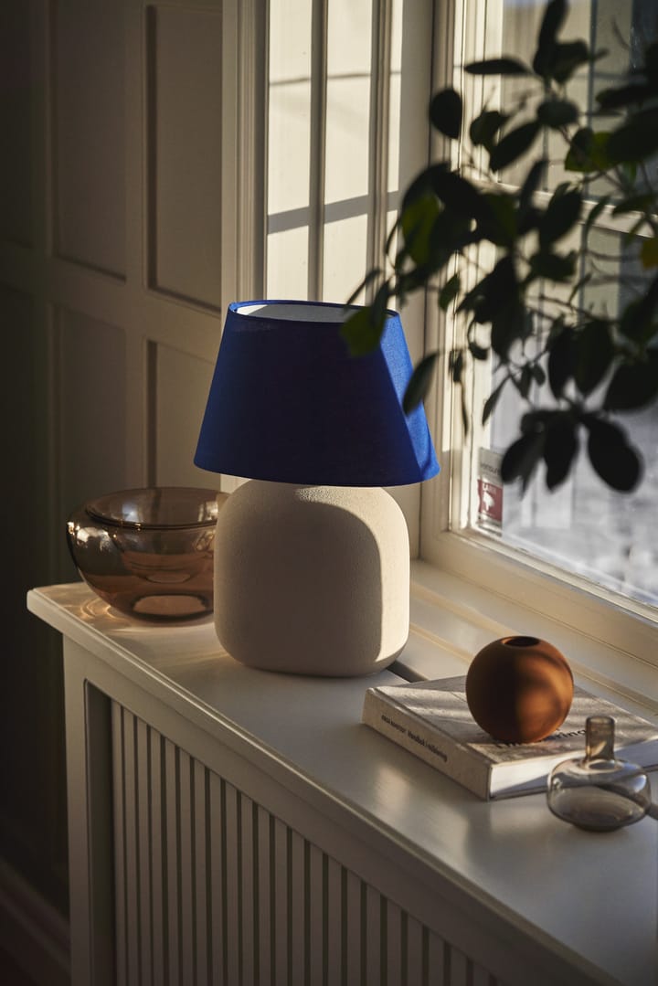 Boulder fönsterlampa beige-cobolt - undefined - Scandi Living