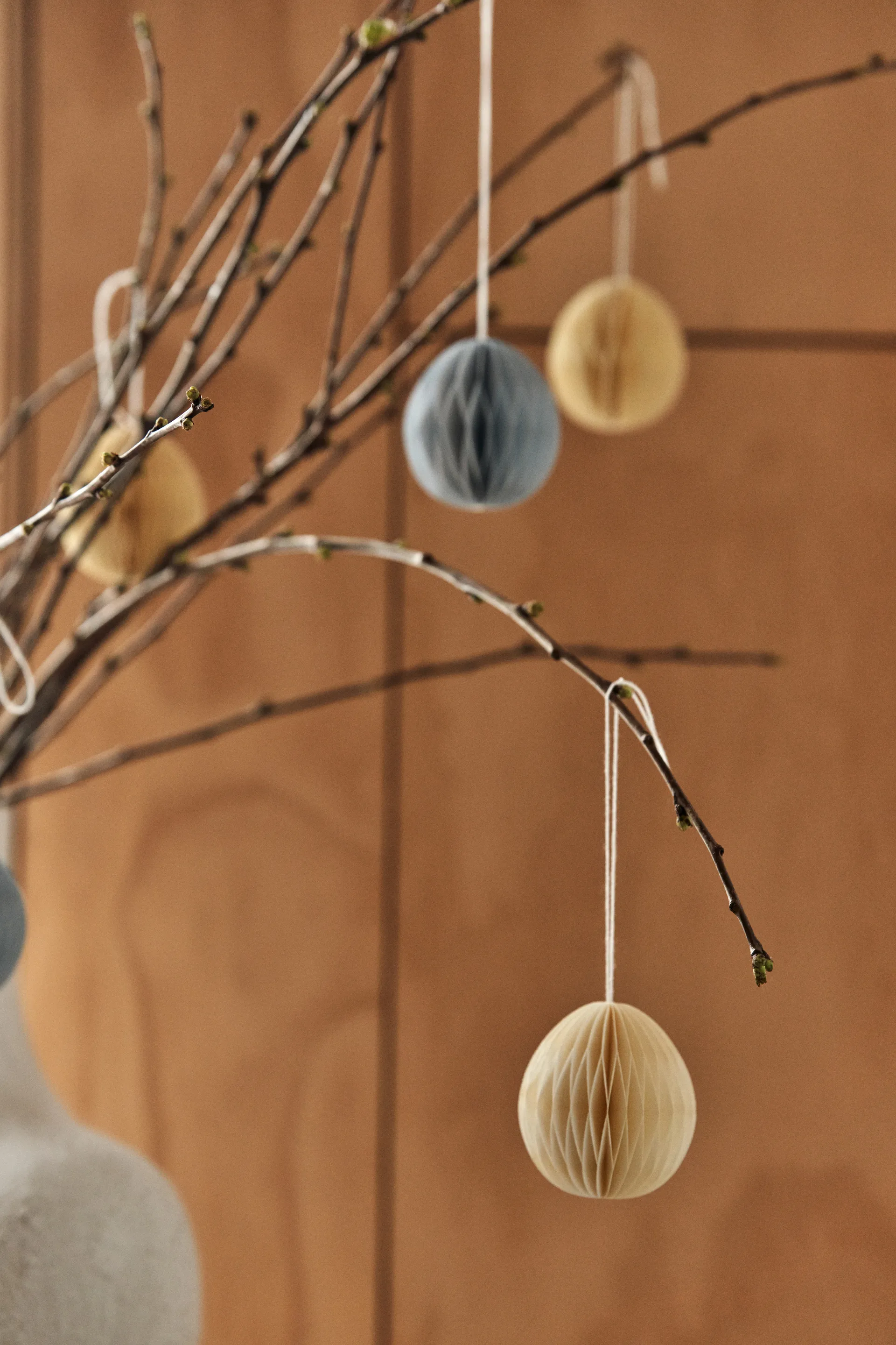 Brooding påskägg papper 8,5 cm 4-pack, Beige Scandi Living