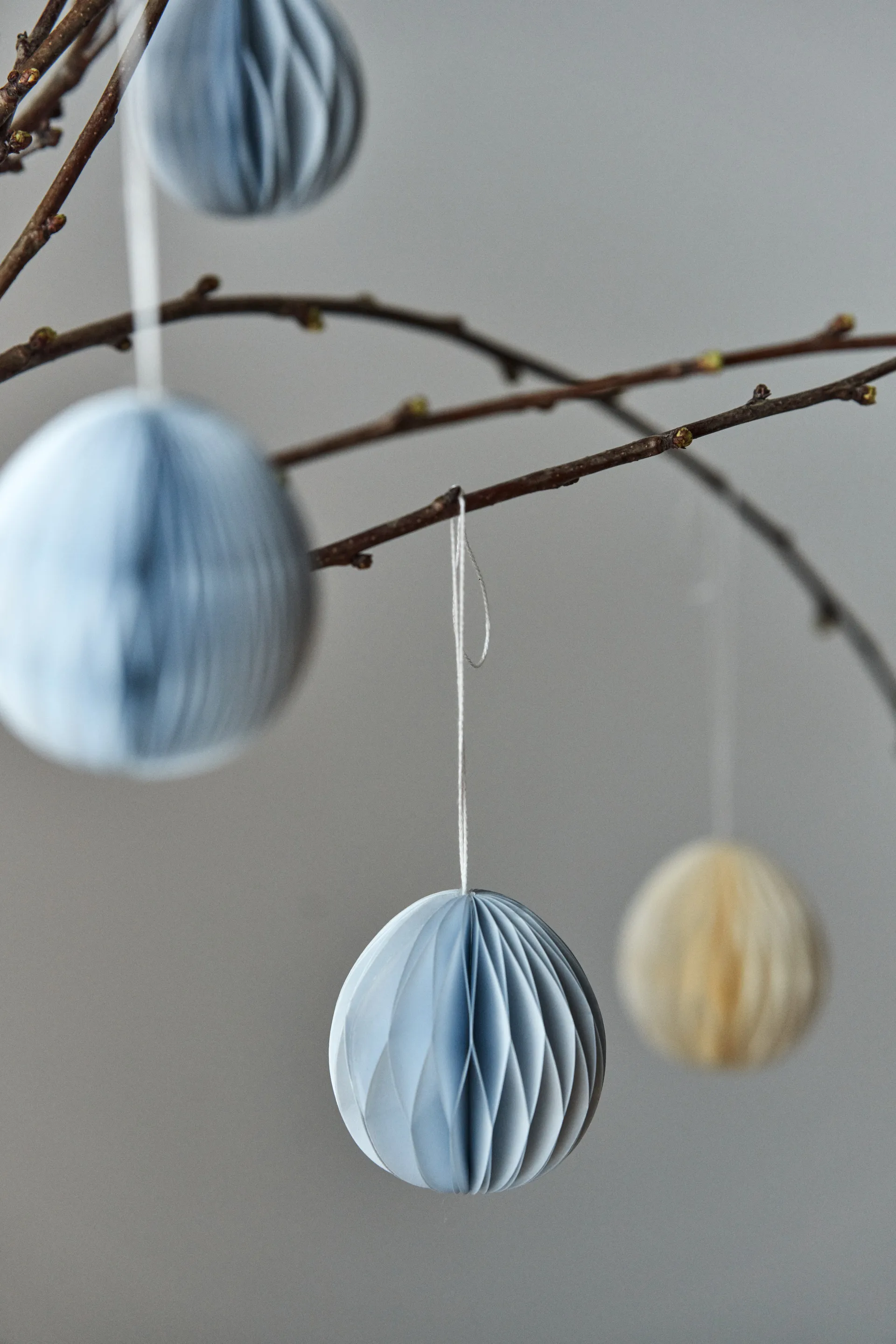 Brooding påskägg papper 8,5 cm 4-pack, Blå Scandi Living