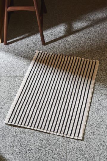 Drift badrumsmatta 50x70cm - Vit-svart - Scandi Living