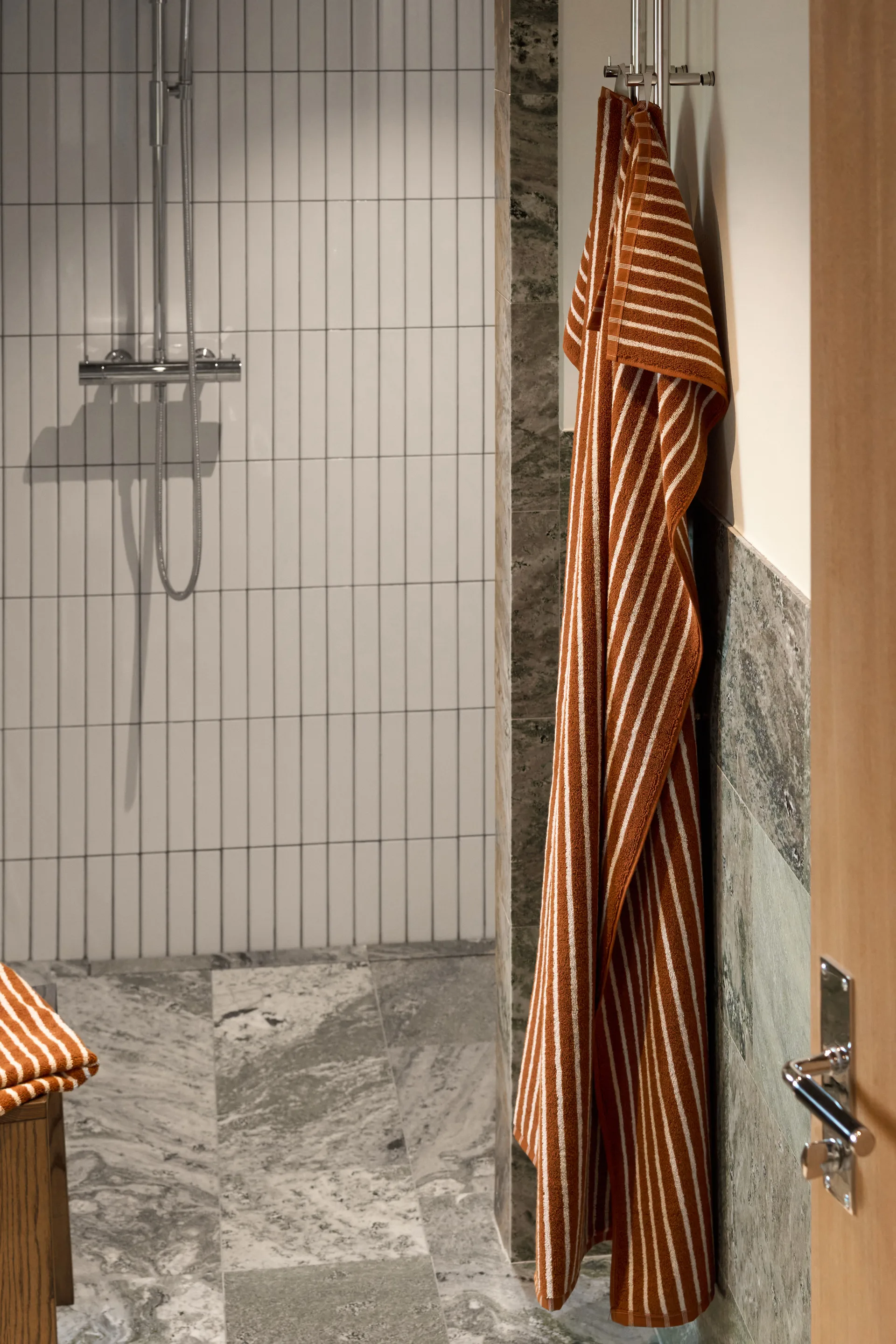 Drift handduksset 4 delar - Brun-vit Scandi Living