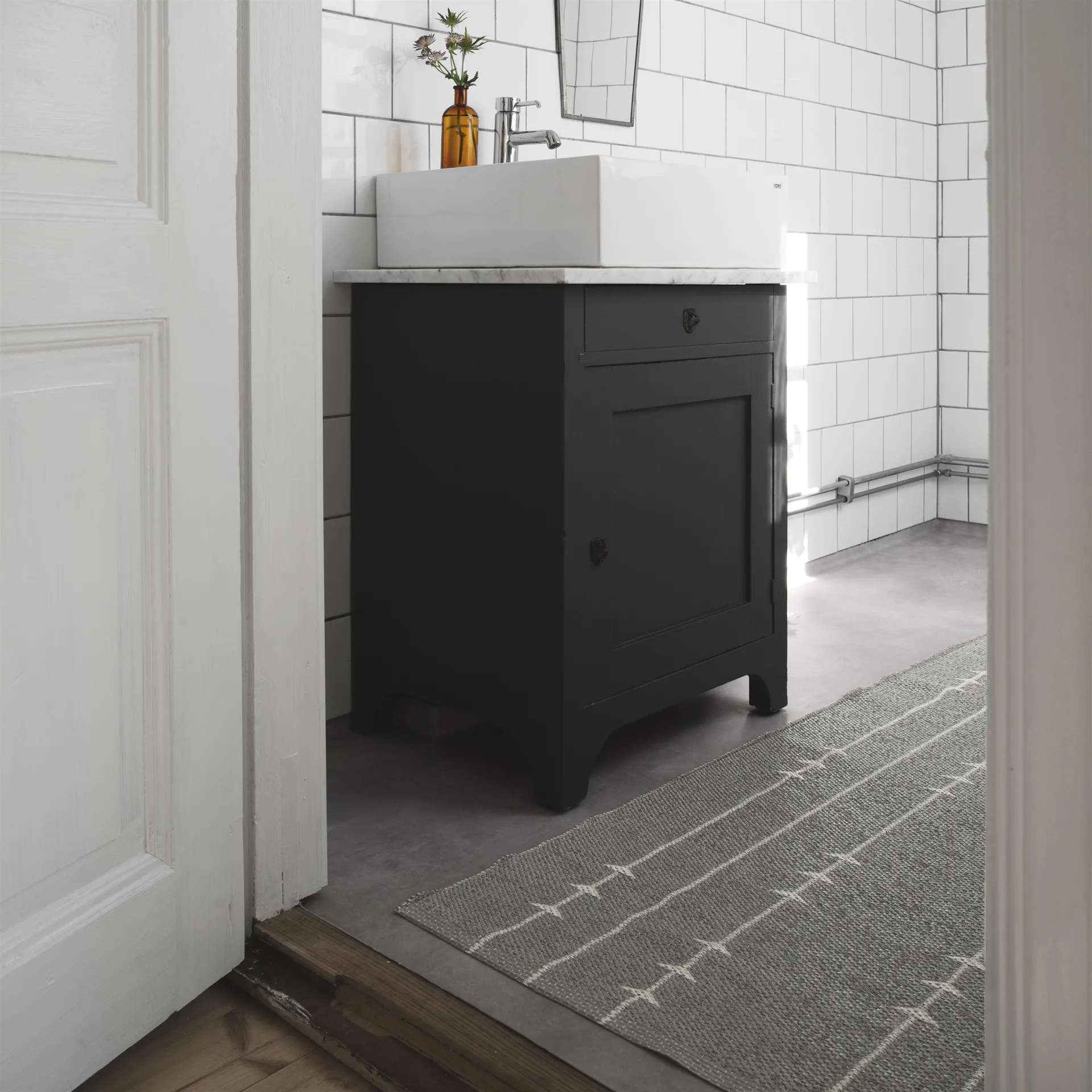 Fir matta concrete (ljusgrå), 70x250 cm Scandi Living