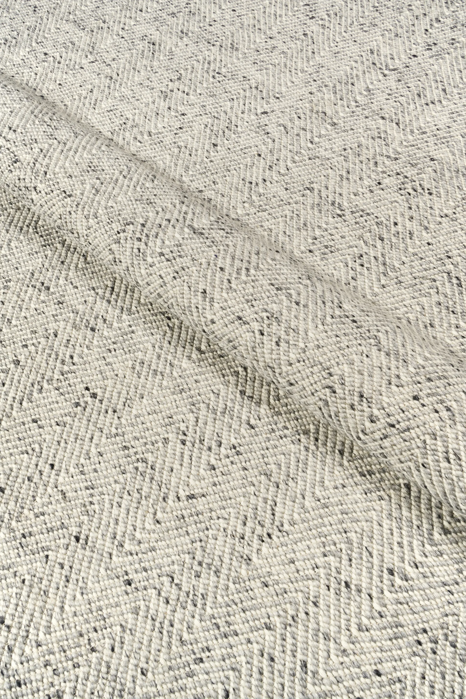 Furrow ullmatta naturvit/grå, 170x240 cm Scandi Living