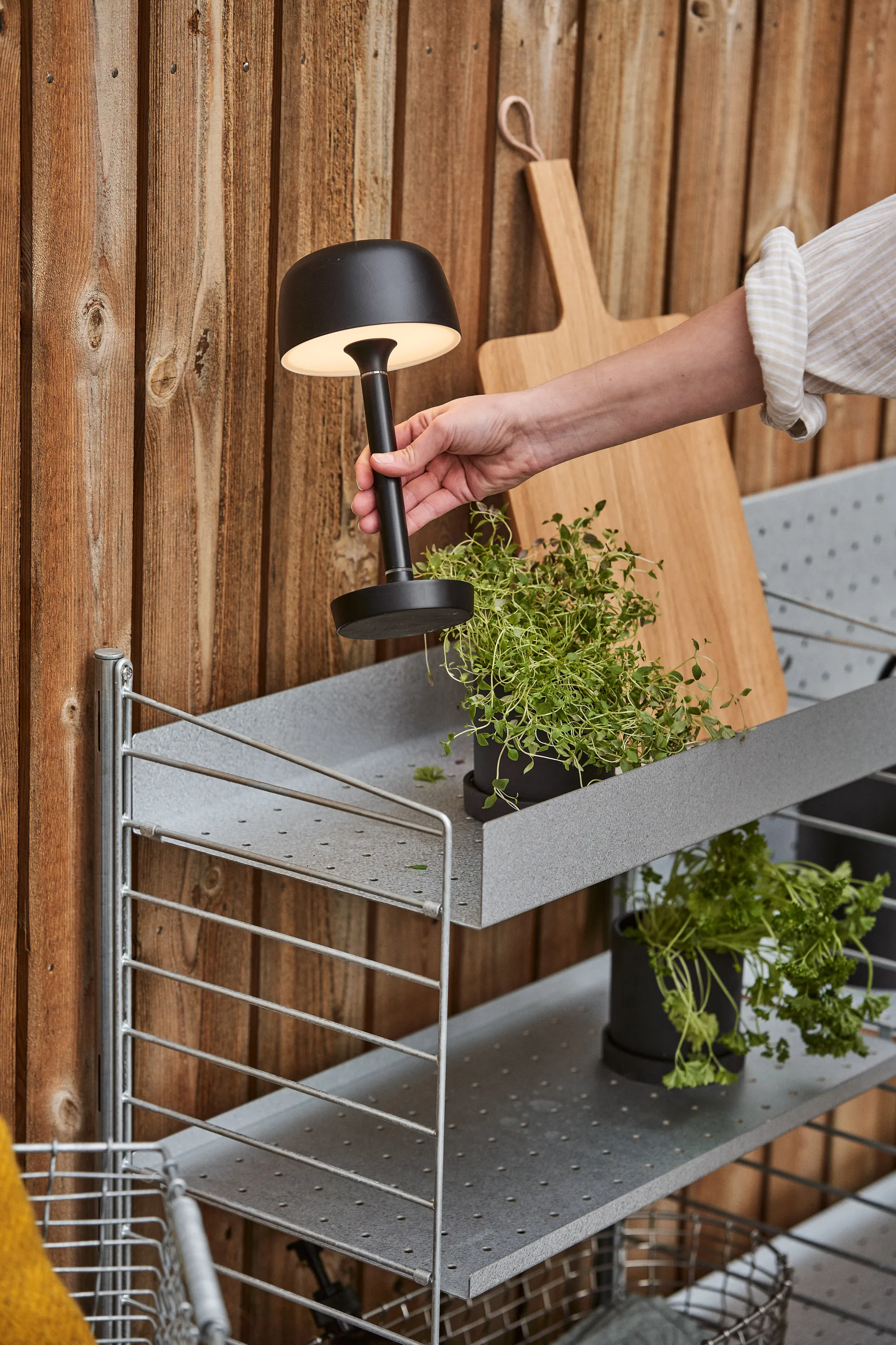 Halo portabel bordslampa 25,5 cm, Black Scandi Living