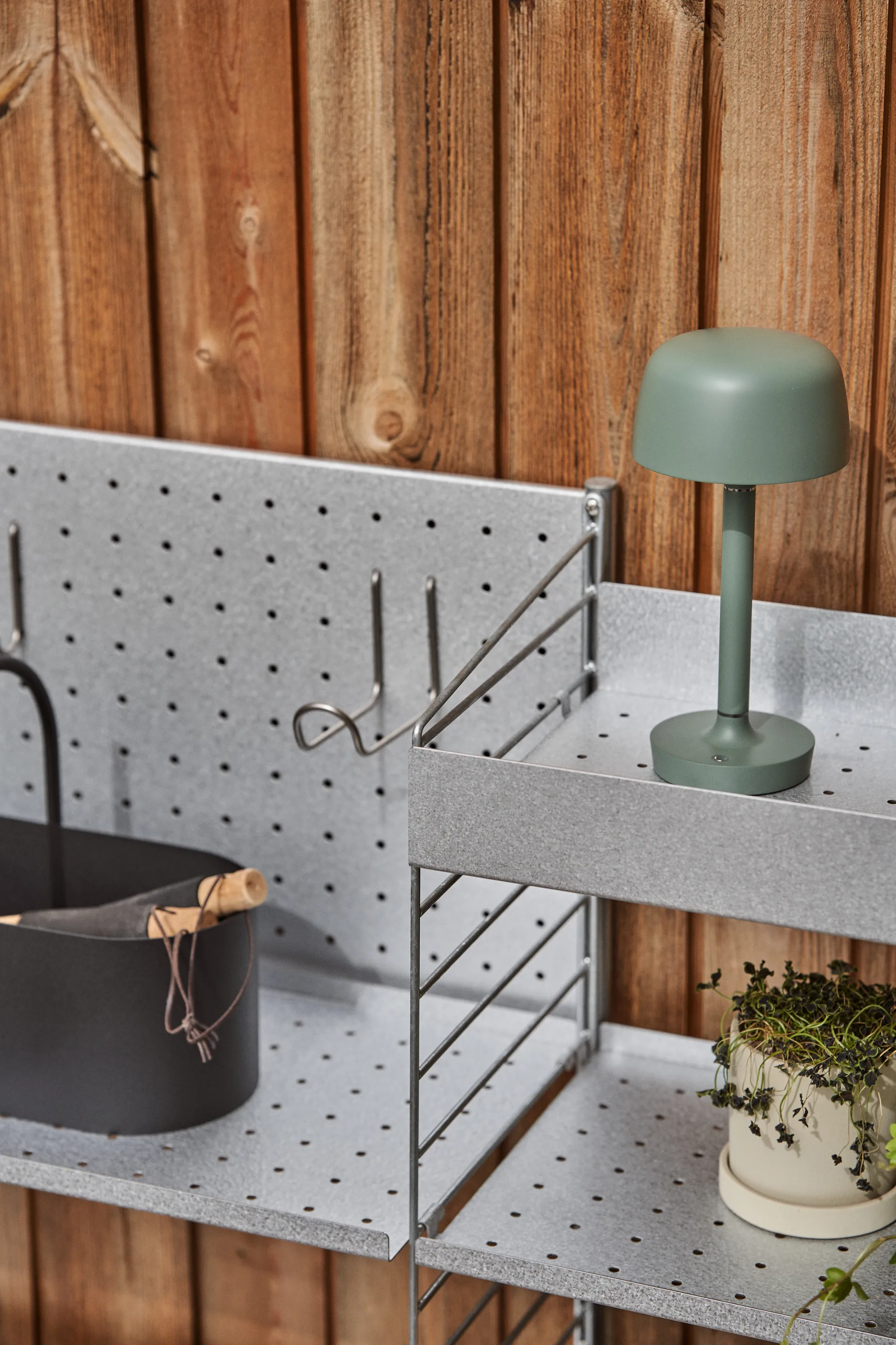 Halo portabel bordslampa 25,5 cm, Green Scandi Living