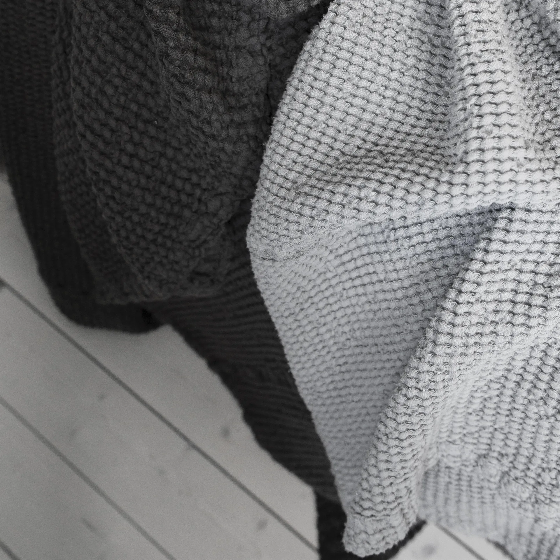 Moss överkast 160x260 cm, Charcoal (grå) Scandi Living