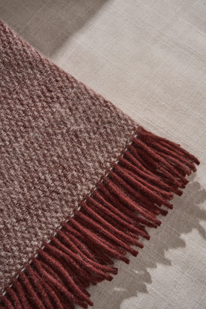 Sandstone ullpläd 130x180 cm, Burgundy Scandi Living